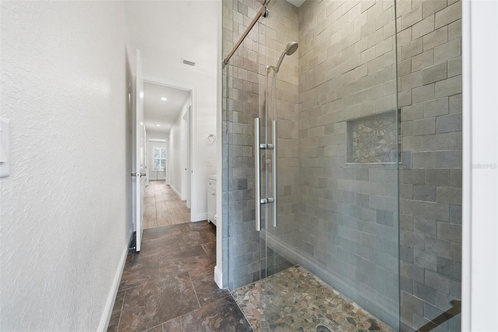 Bathroom 3 - 4526 CLAIRE ROSE CT, MOUNT DORA