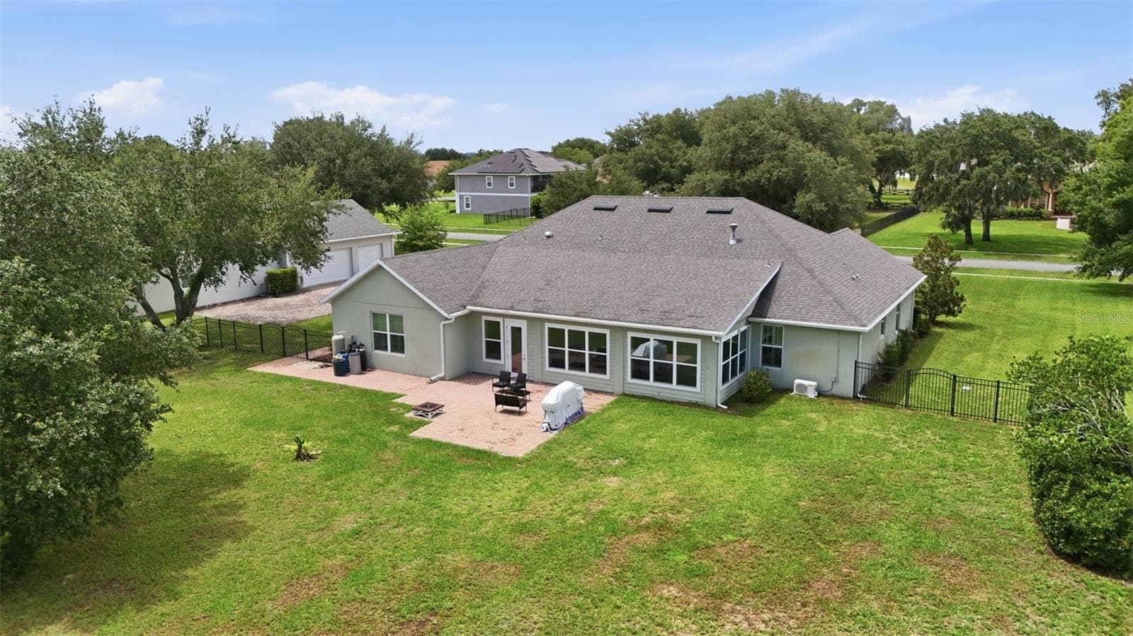 Back of House - 4526 CLAIRE ROSE CT, MOUNT DORA