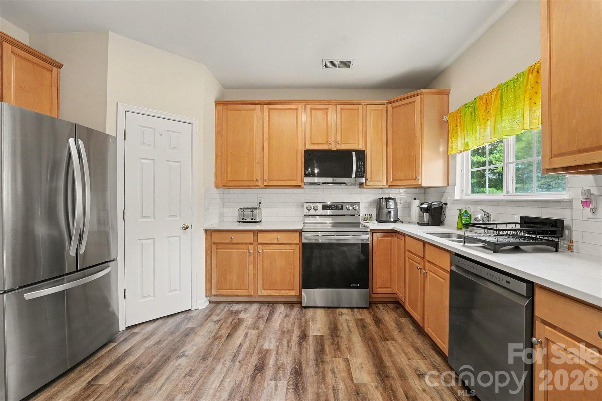 Townhouse at Matthews, photo 5 of 29