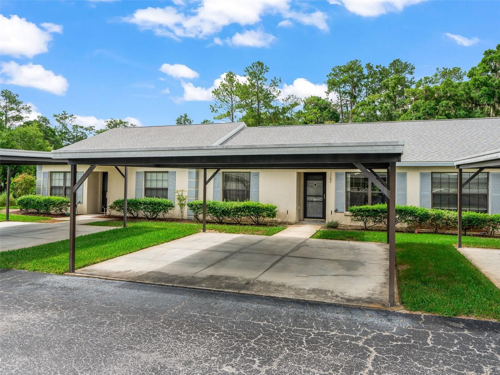 Villa at 1701 SE 24TH RD #1702, OCALA, photo 2 of 31