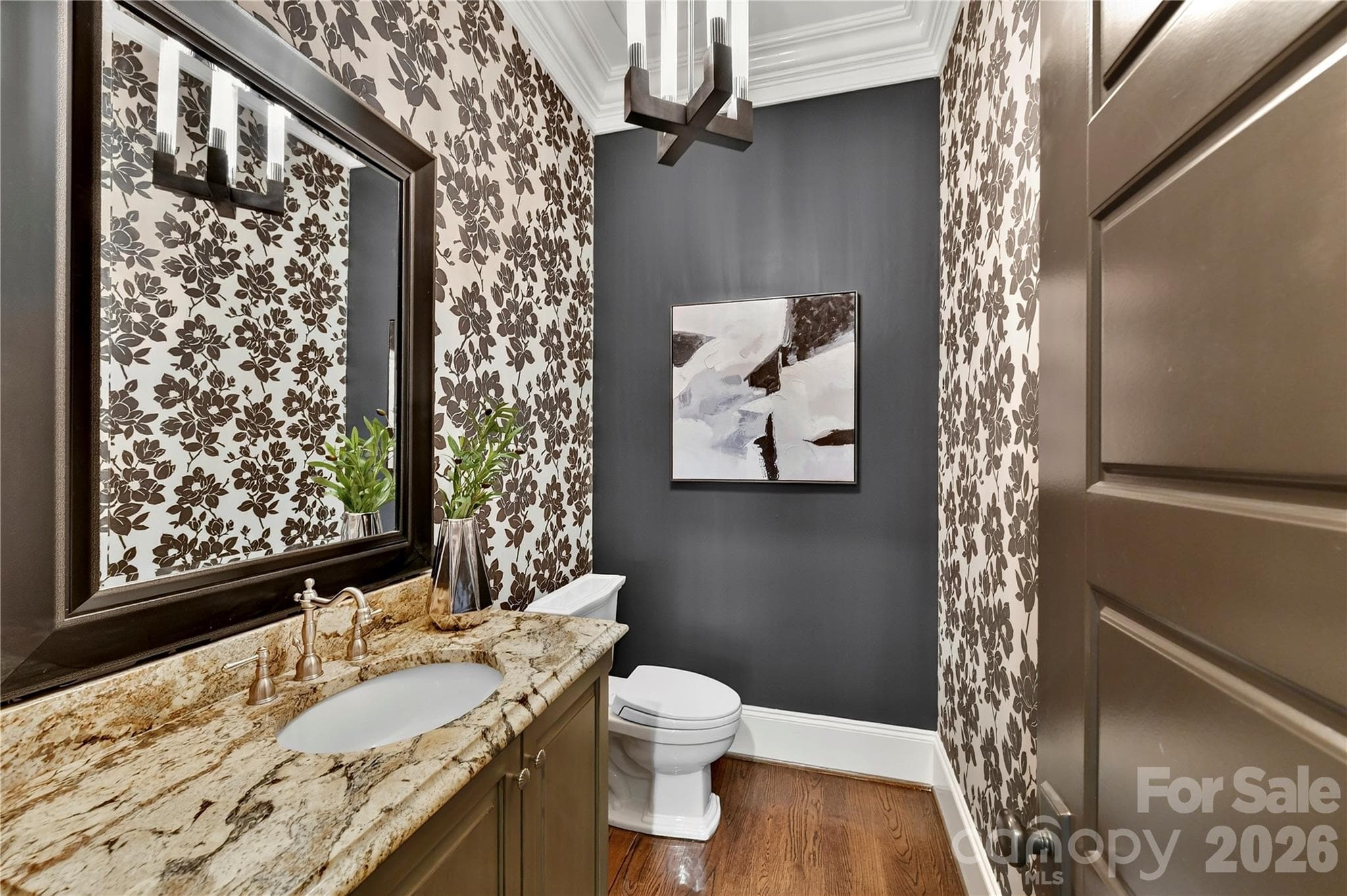 Single Family Residence at 808 Huntington Park Drive, Charlotte, photo 15 of 40