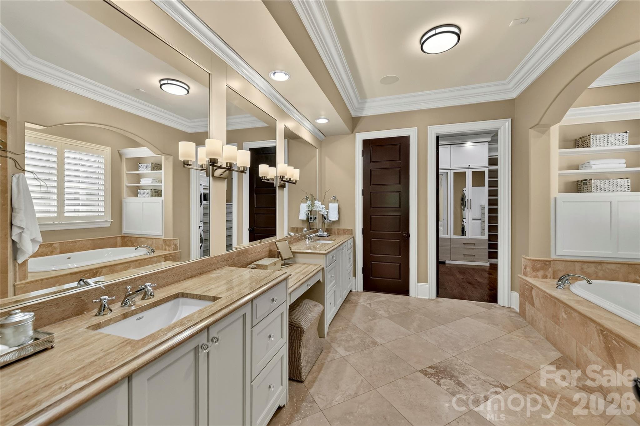 Single Family Residence at 808 Huntington Park Drive, Charlotte, photo 17 of 40
