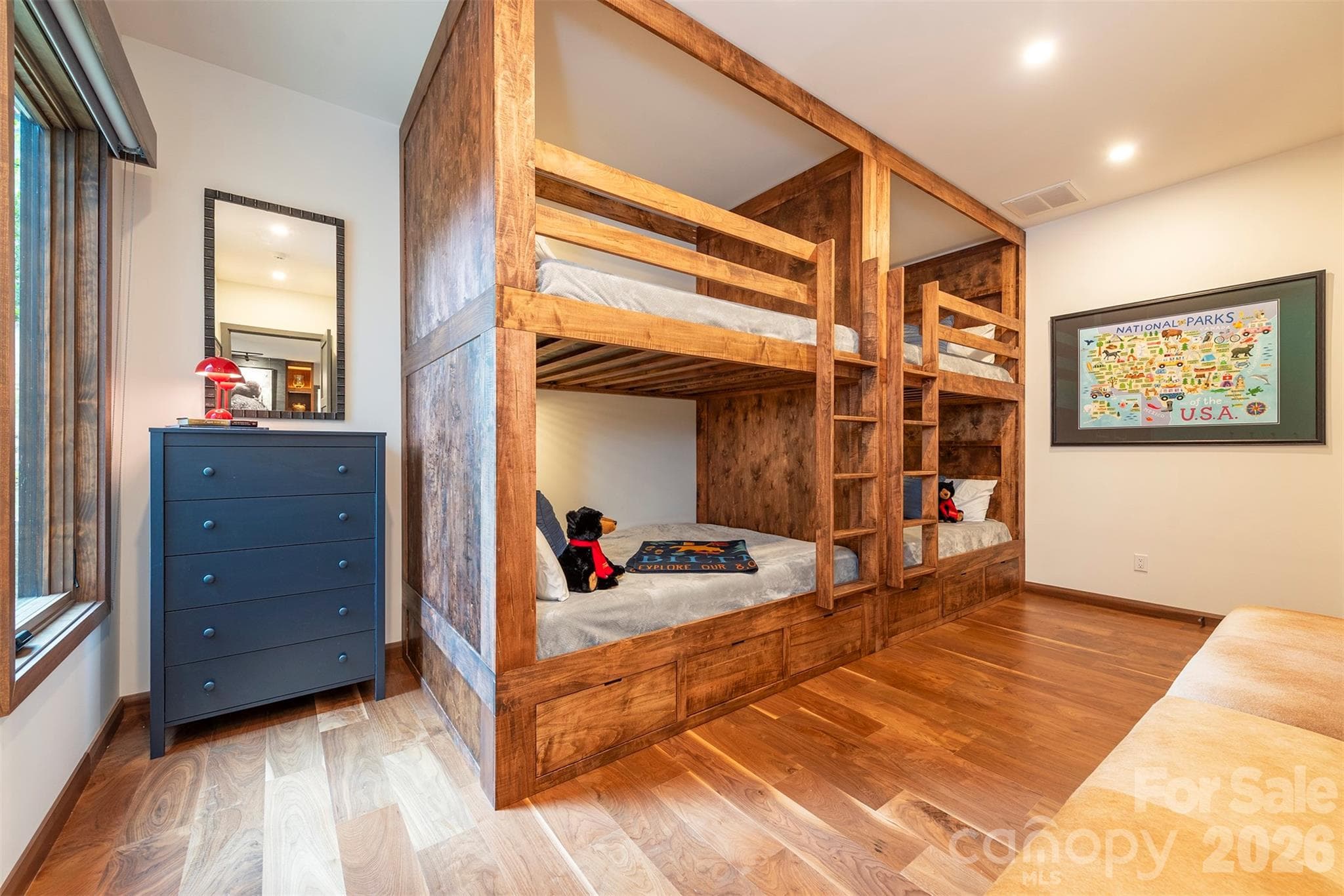 Four "Queen" size bunk beds which is great for extra guests - Asheville