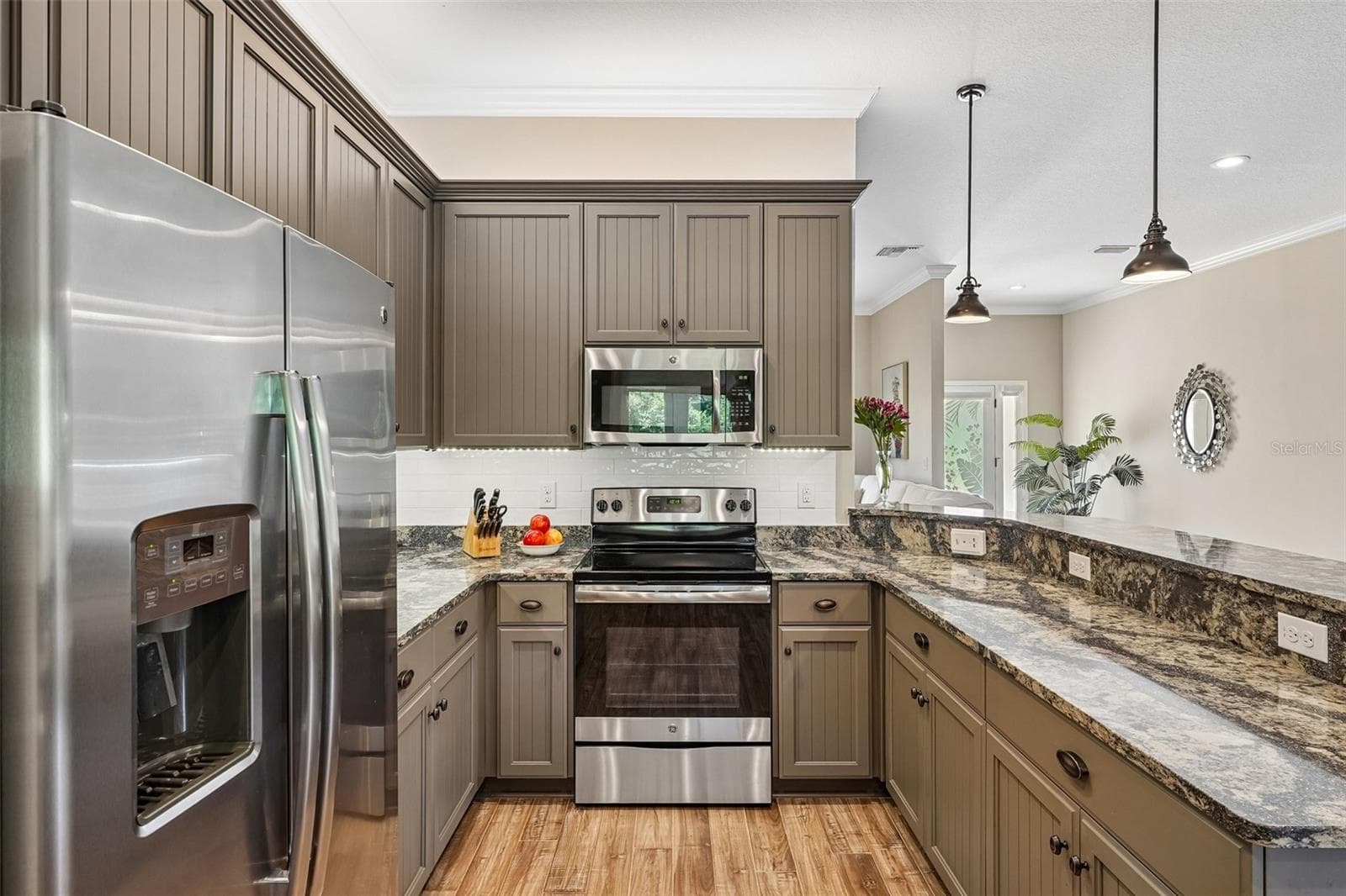 Kitchen - 1212 FIESTA KEY CIR, LADY LAKE