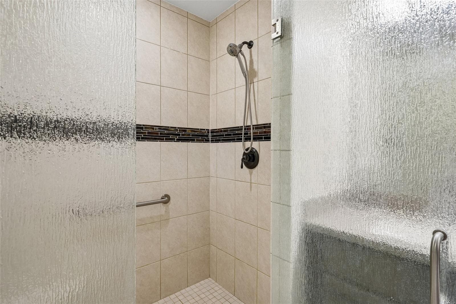 Primary Bathroom - 1212 FIESTA KEY CIR, LADY LAKE