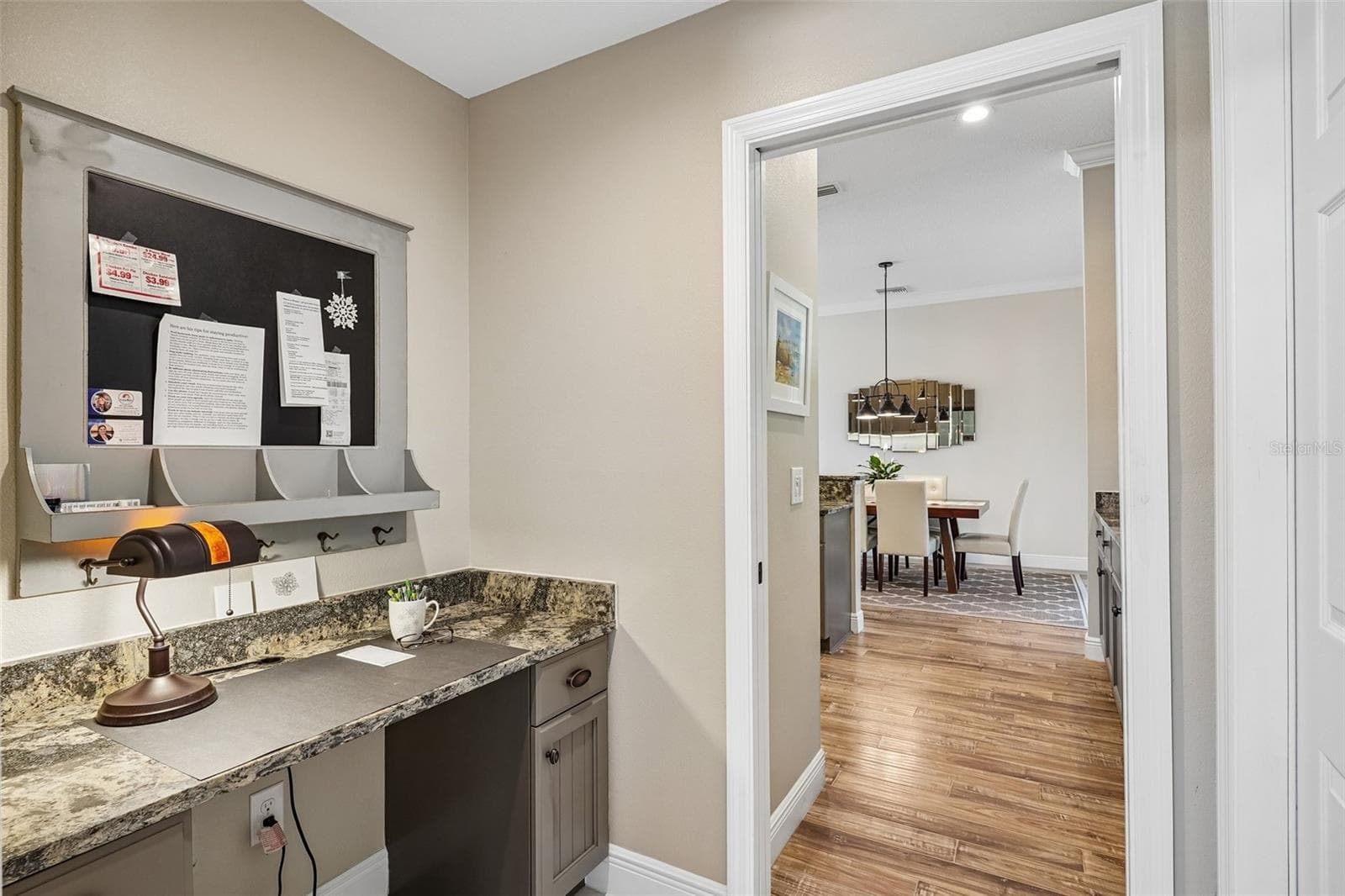 Office Nook - 1212 FIESTA KEY CIR, LADY LAKE