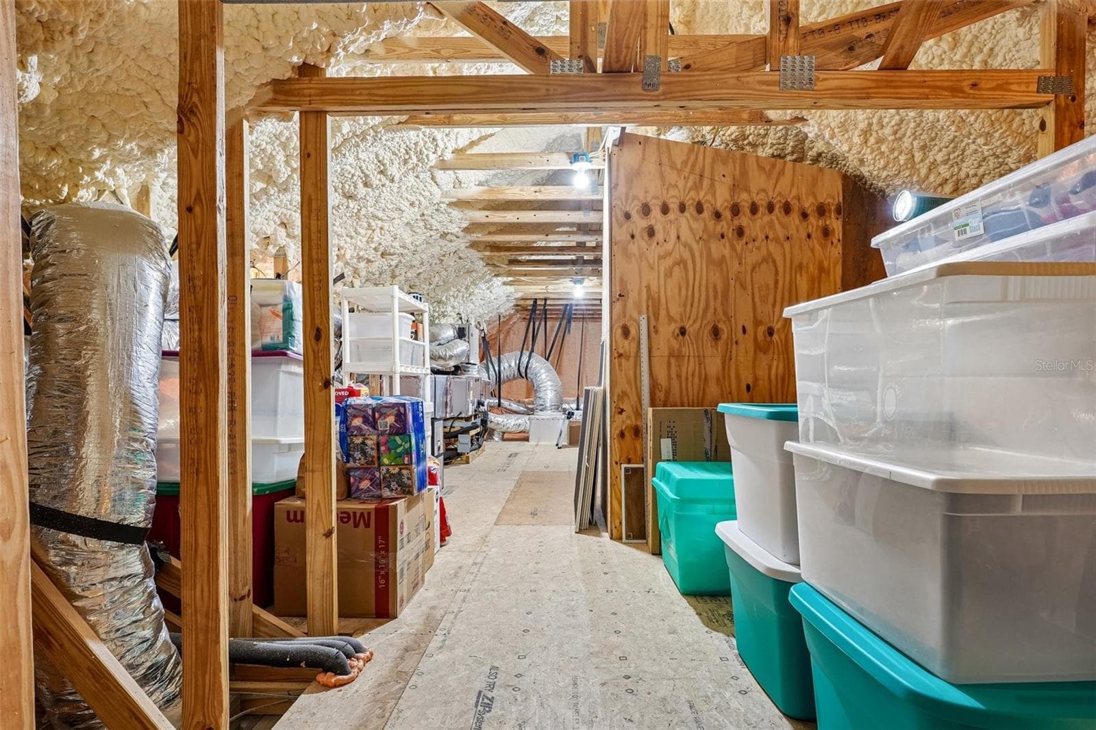 Spray Foam-Insulated Attic - 1212 FIESTA KEY CIR, LADY LAKE