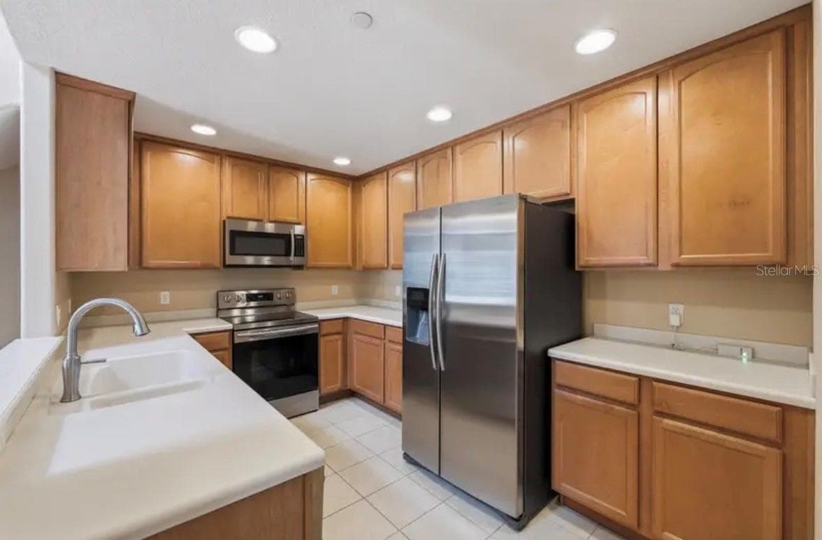 Townhouse at 316 NAUTICA MILE DR, CLERMONT, photo 8 of 35