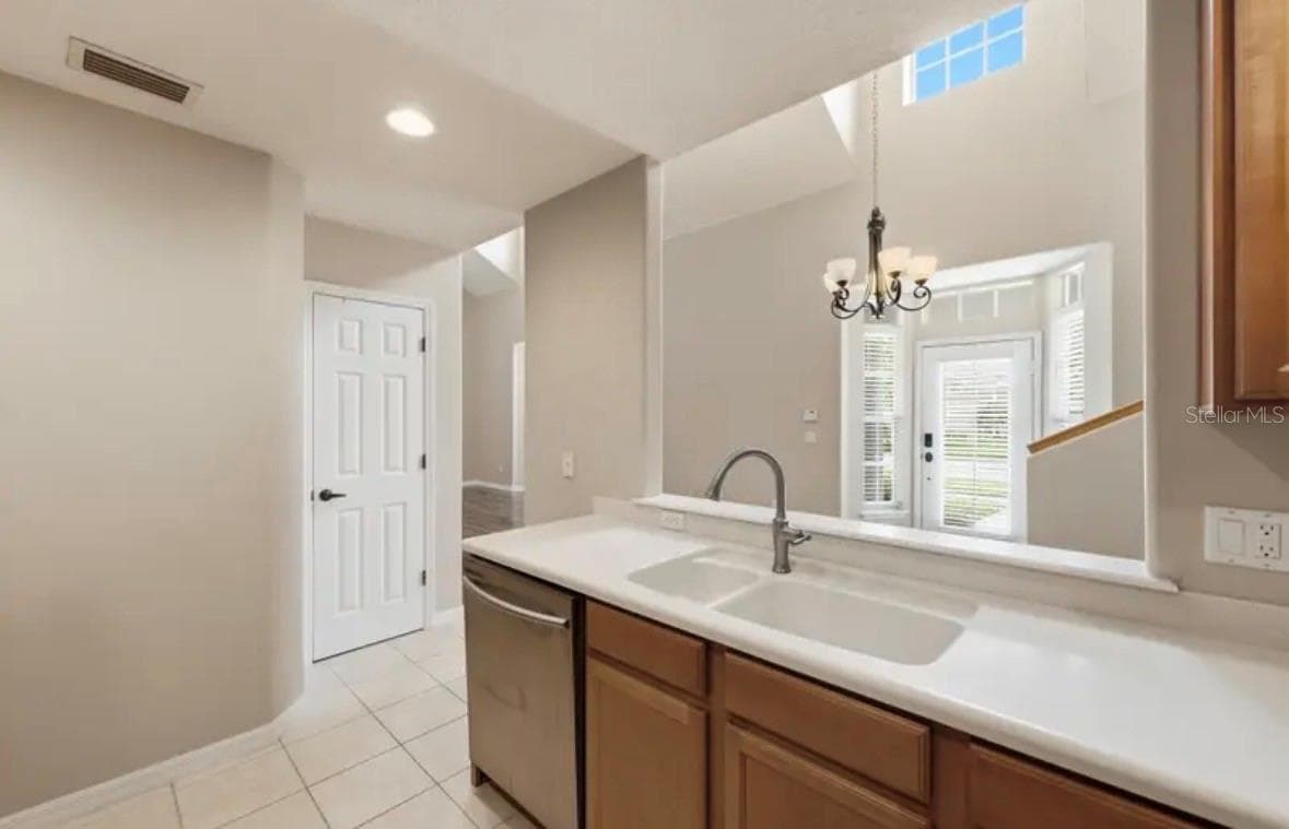 Townhouse at 316 NAUTICA MILE DR, CLERMONT, photo 10 of 35