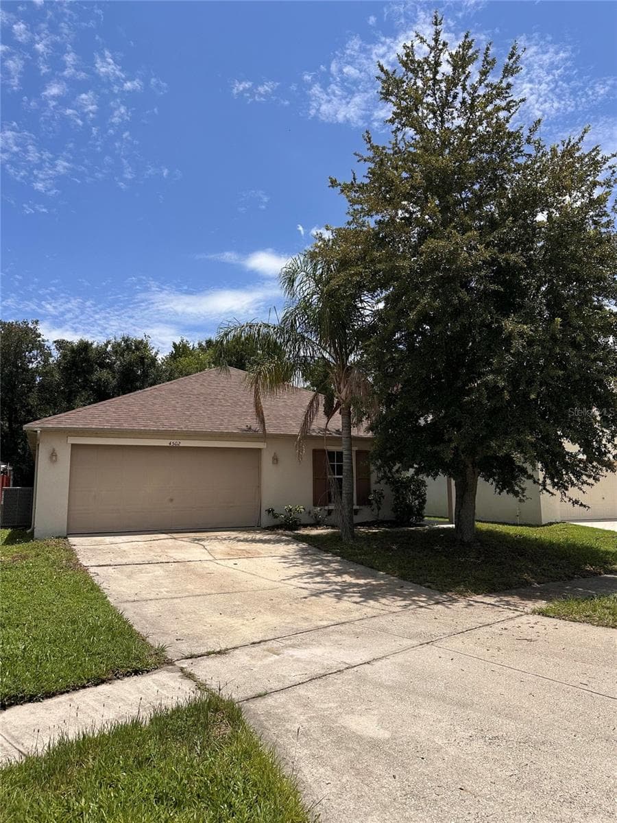 4502 PHILADELPHIA CIR