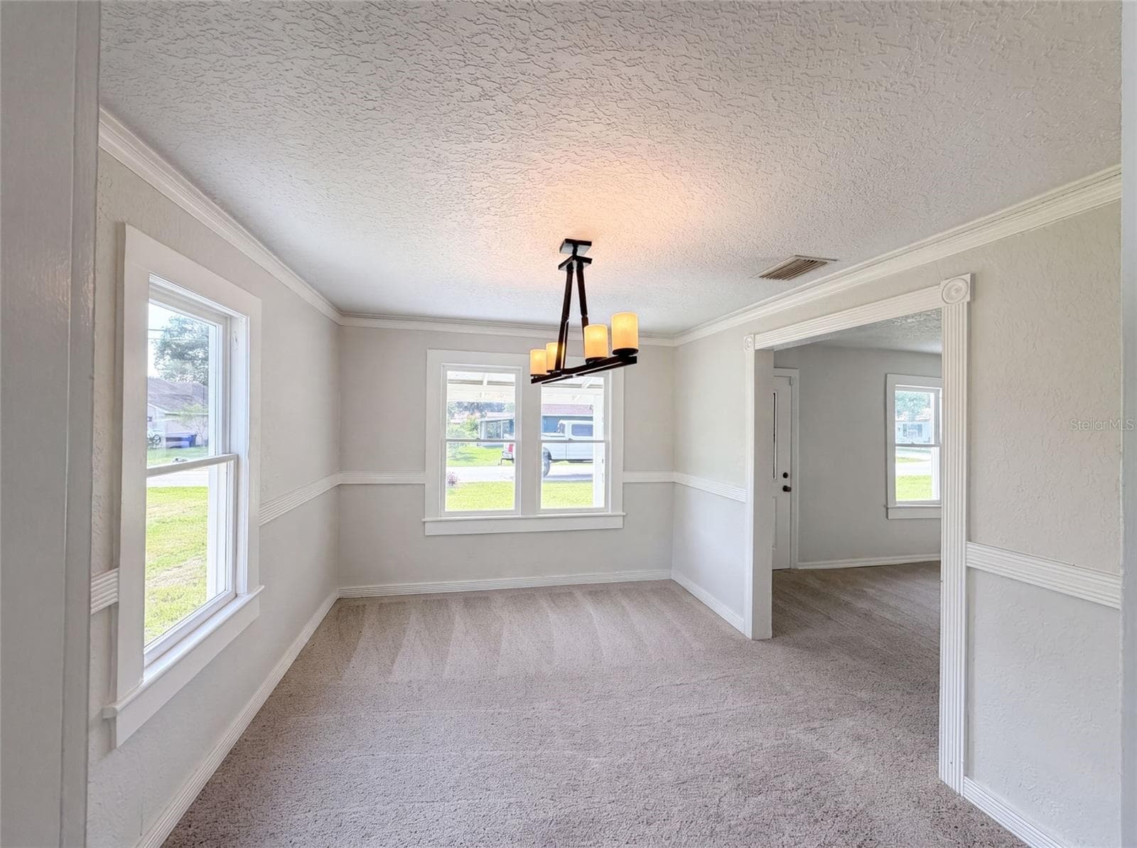 Single Family Residence at 718 ALABAMA AVE, ST CLOUD, photo 6 of 23