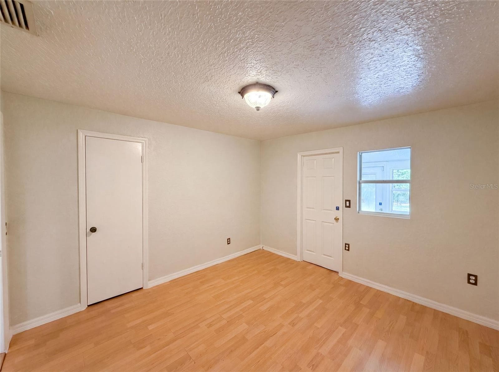 Single Family Residence at 718 ALABAMA AVE, ST CLOUD, photo 10 of 23