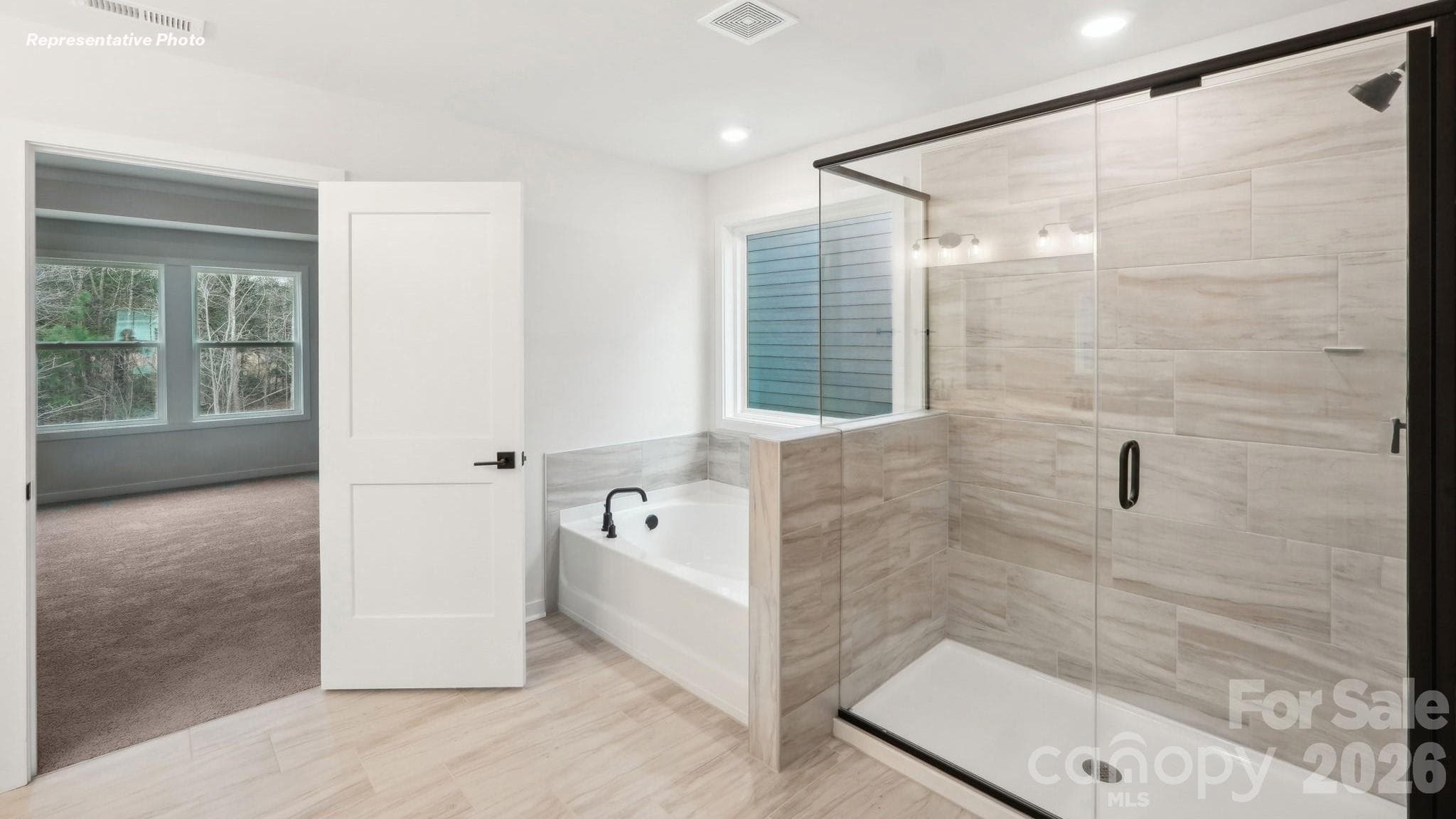 Single Family Residence at York, photo 23 of 38