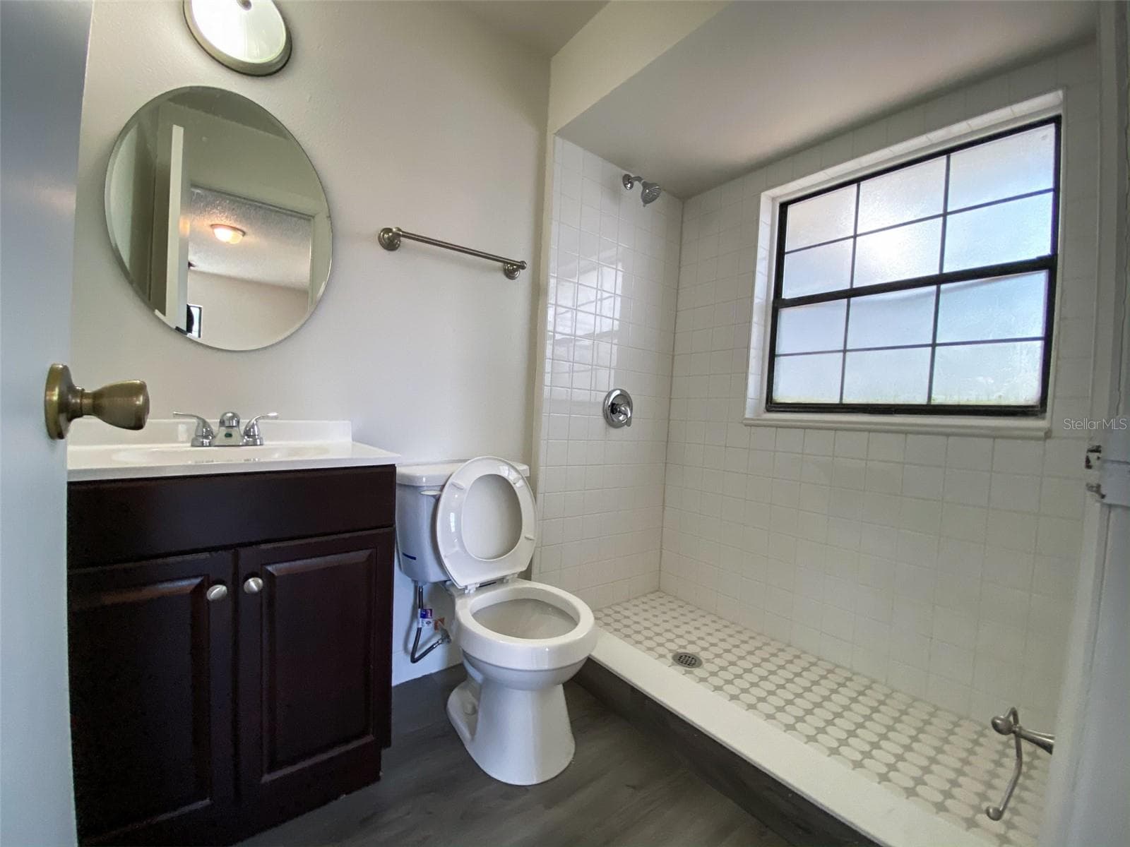 Single Family Residence at 28046 LOIS DR, TAVARES, photo 8 of 14