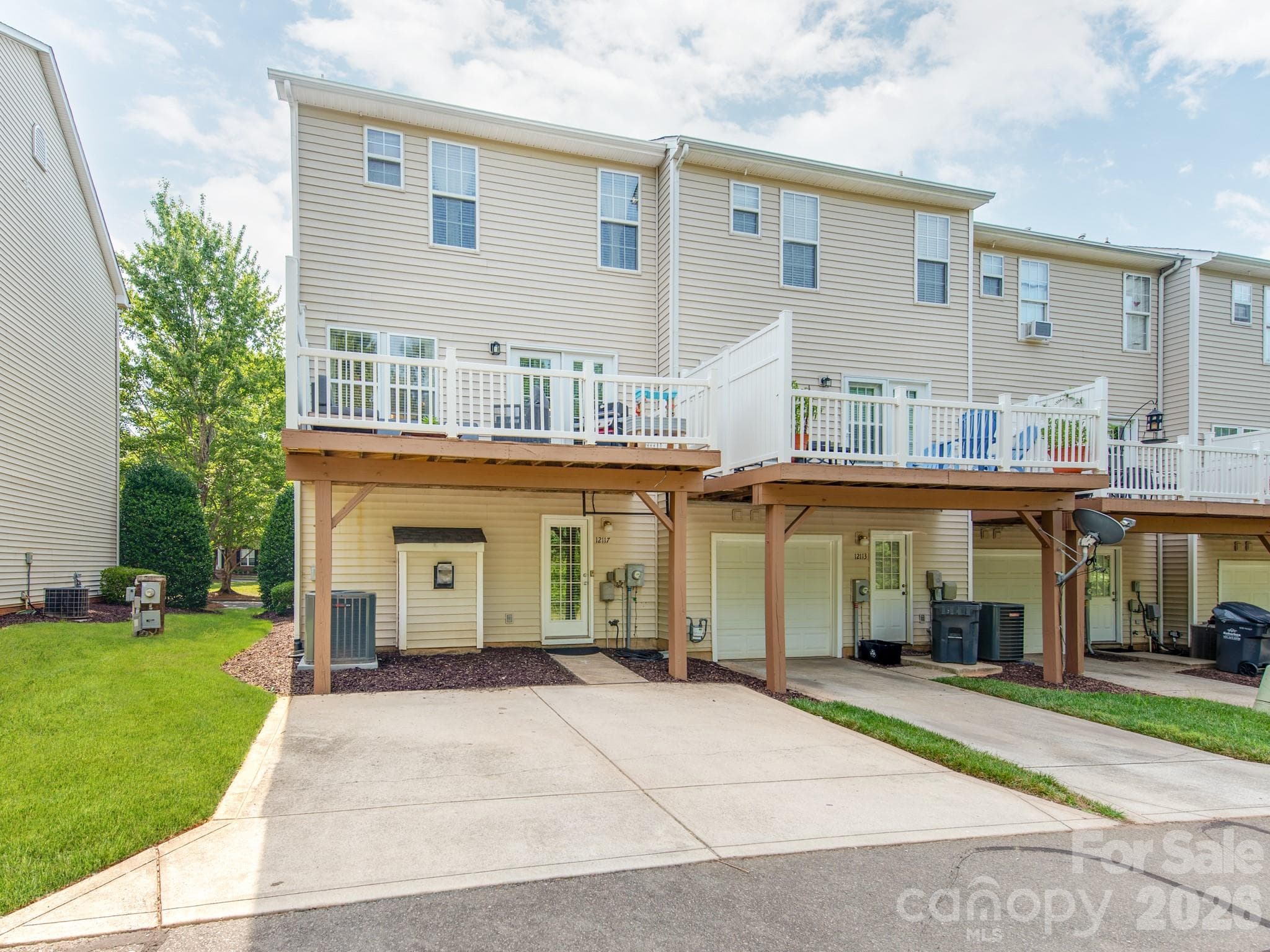 Townhouse at 12117 Harrison Steel Drive, Charlotte, photo 36 of 46