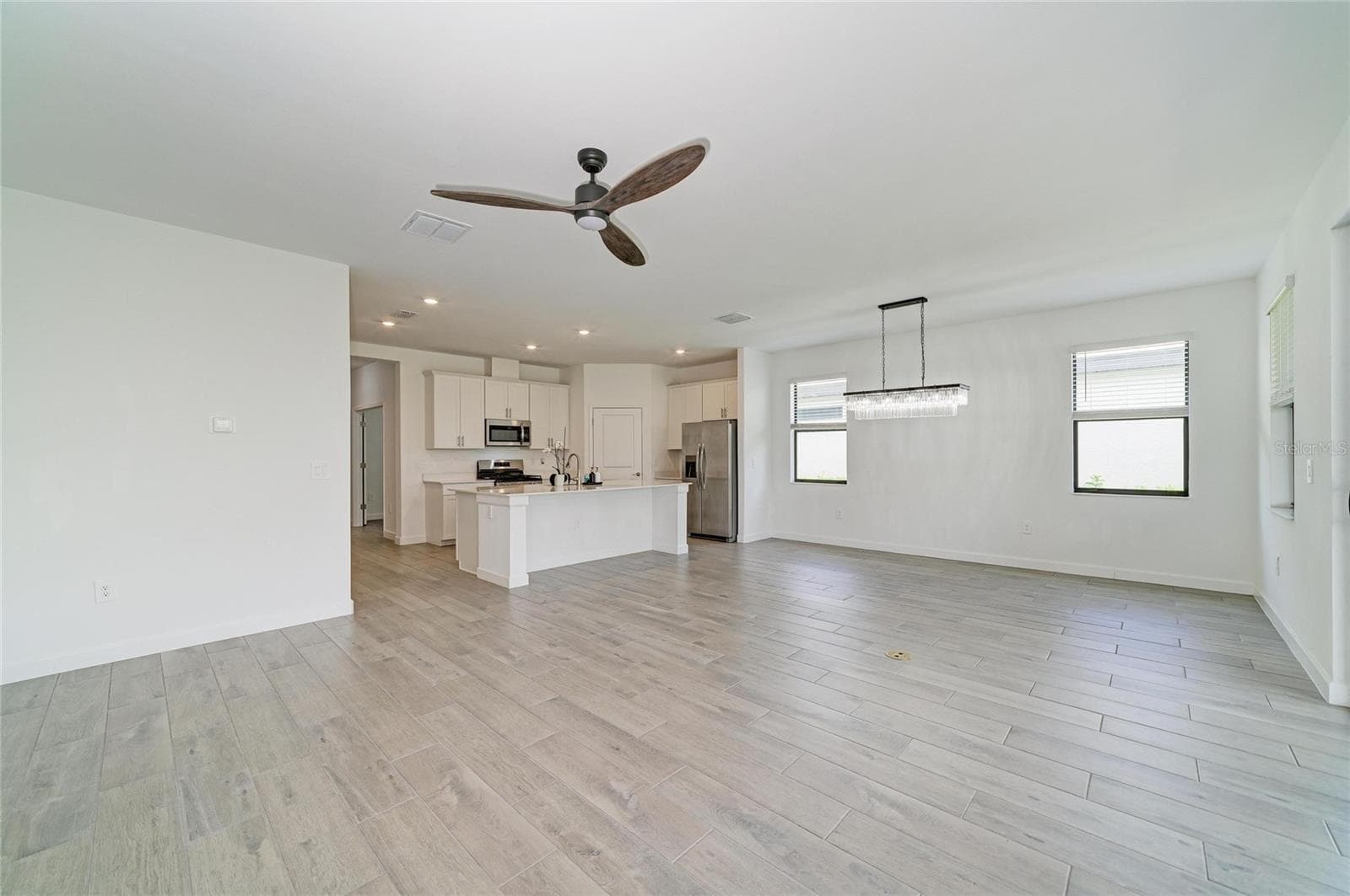 Single Family Residence at 15045 SERENE SHORES LOOP, BRADENTON, photo 22 of 73