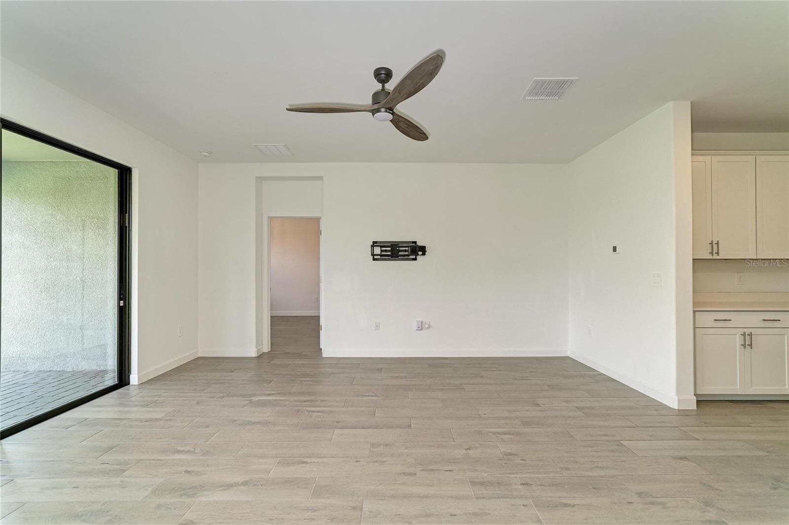 Single Family Residence at 15045 SERENE SHORES LOOP, BRADENTON, photo 23 of 73