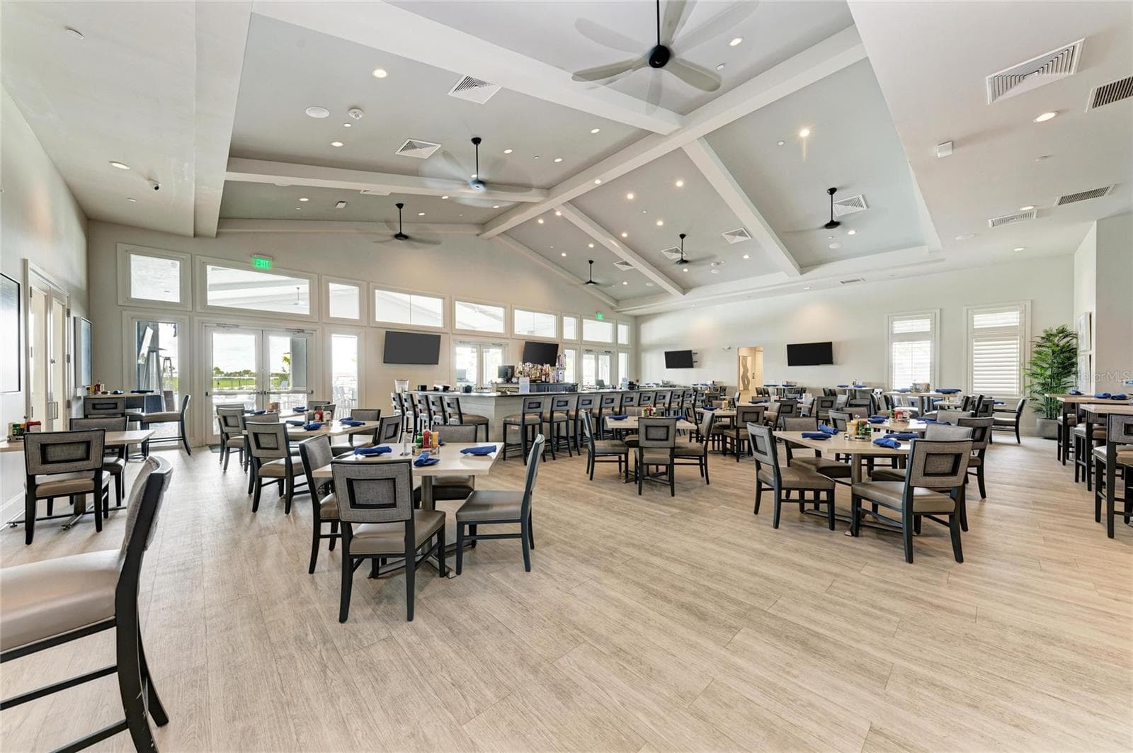 Single Family Residence at 15045 SERENE SHORES LOOP, BRADENTON, photo 60 of 73