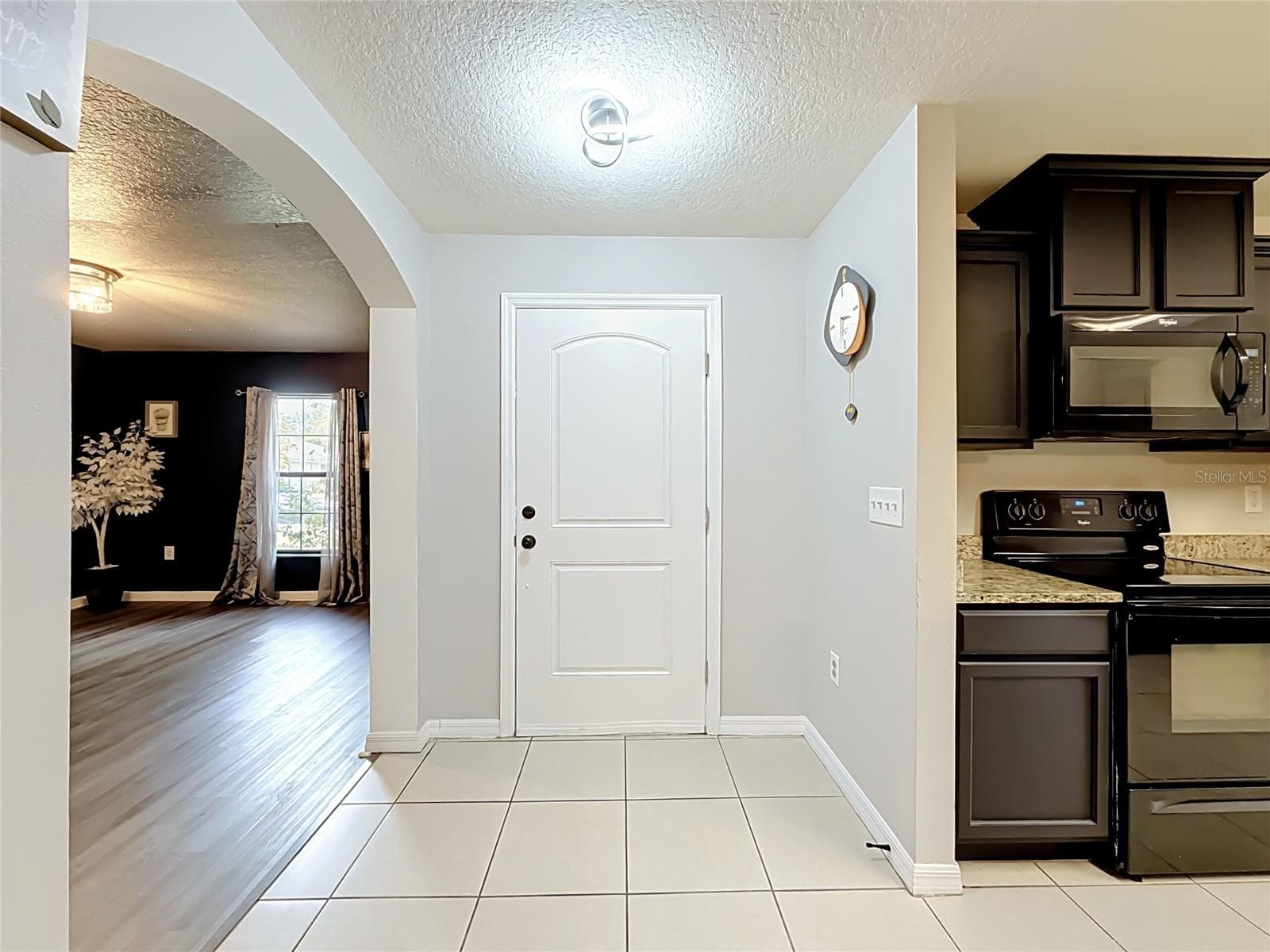 Single Family Residence at 4475 CAICOS DR, TAVARES, photo 6 of 60