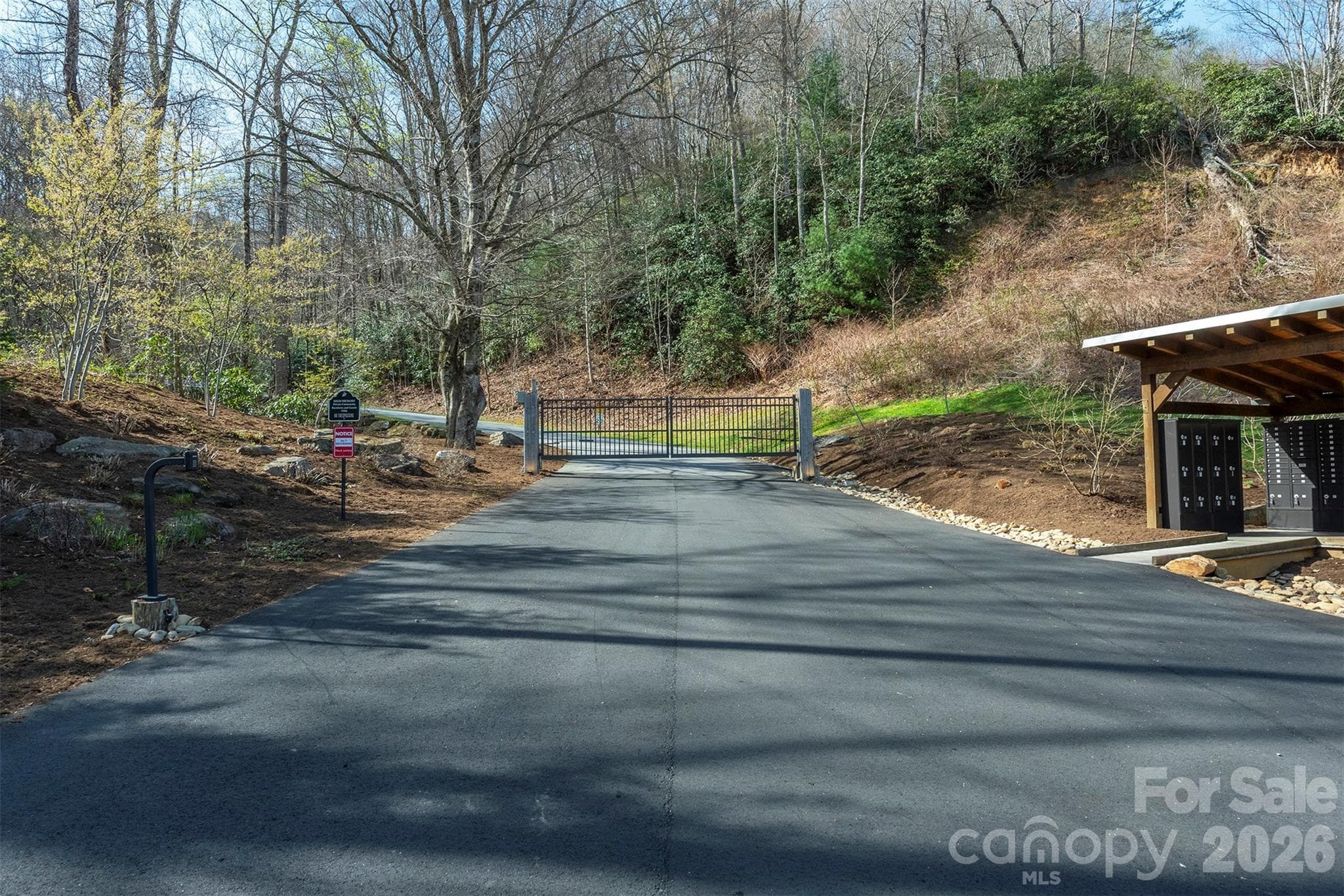 Gated Community - 1279 Arborcrest Way, Swannanoa