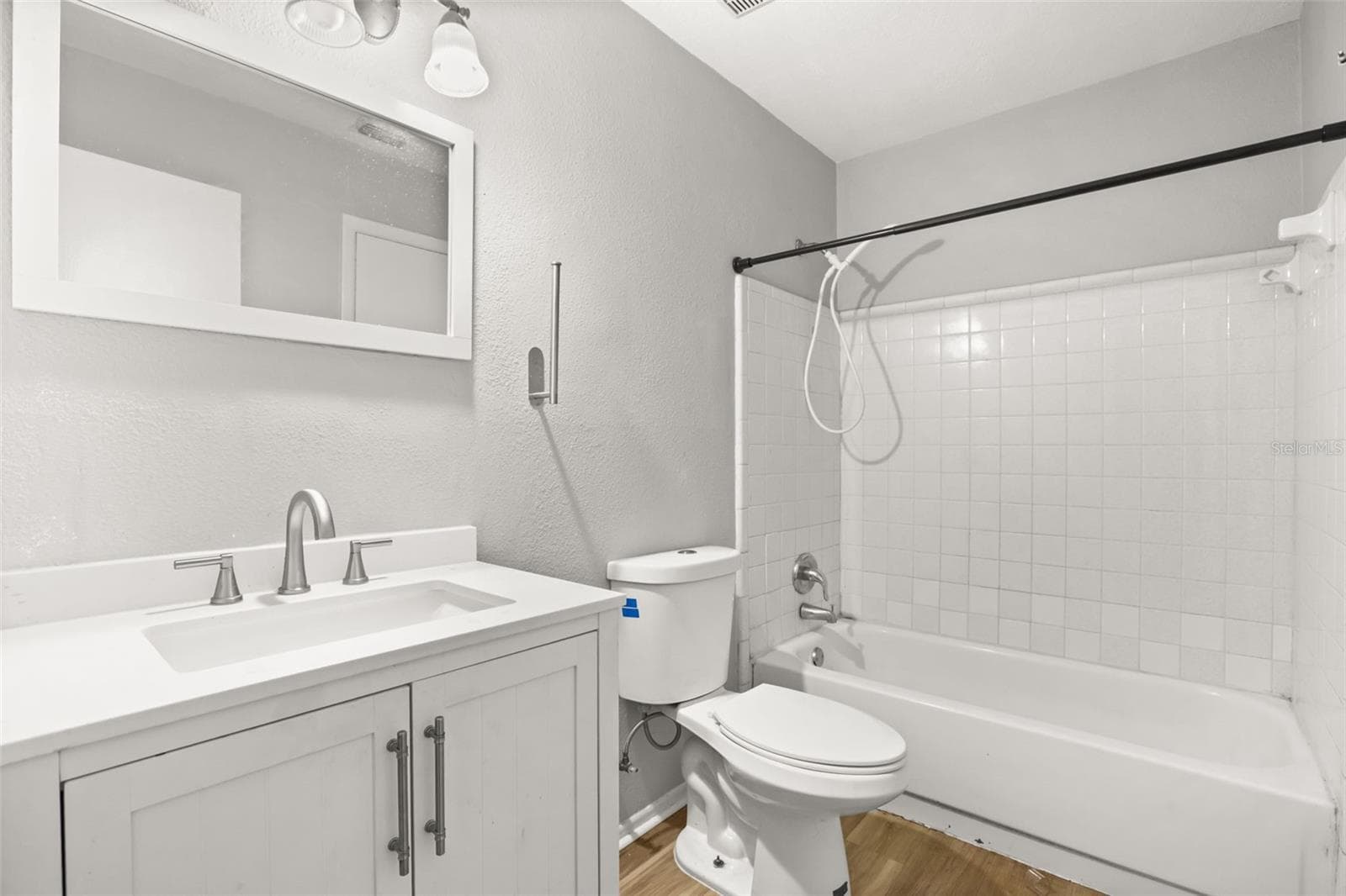 Bathroom - 3469 JANET ST, APOPKA