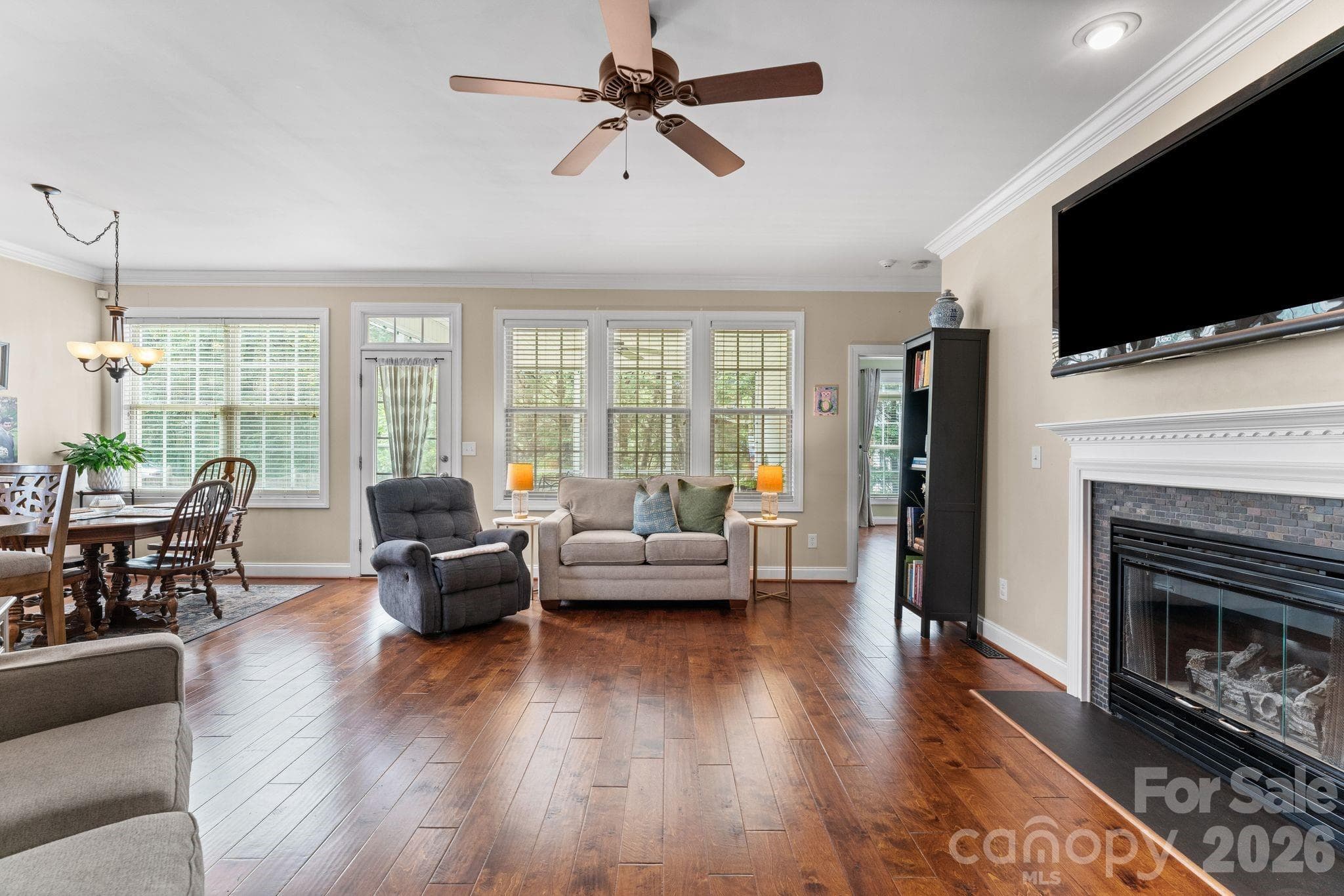 Single Family Residence at 1900 Austin Place Lane, Winston Salem, photo 5 of 35