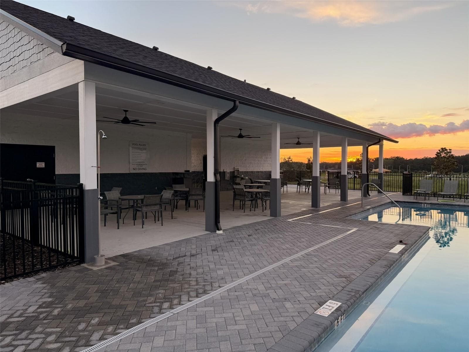 Plenty of Afternoon Shade - 13941 NW CONVERGENCE BLVD, ALACHUA