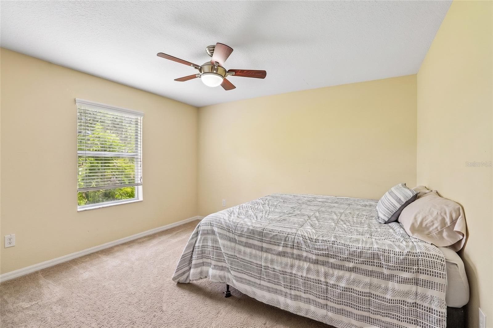 Townhouse at 20306 STARFINDER WAY, TAMPA, photo 22 of 28