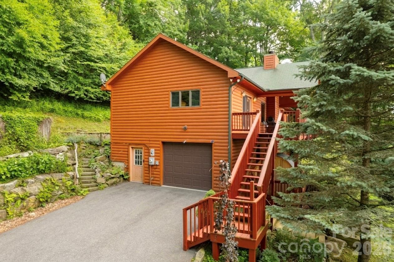 Driveway and Garage Access - Mars Hill