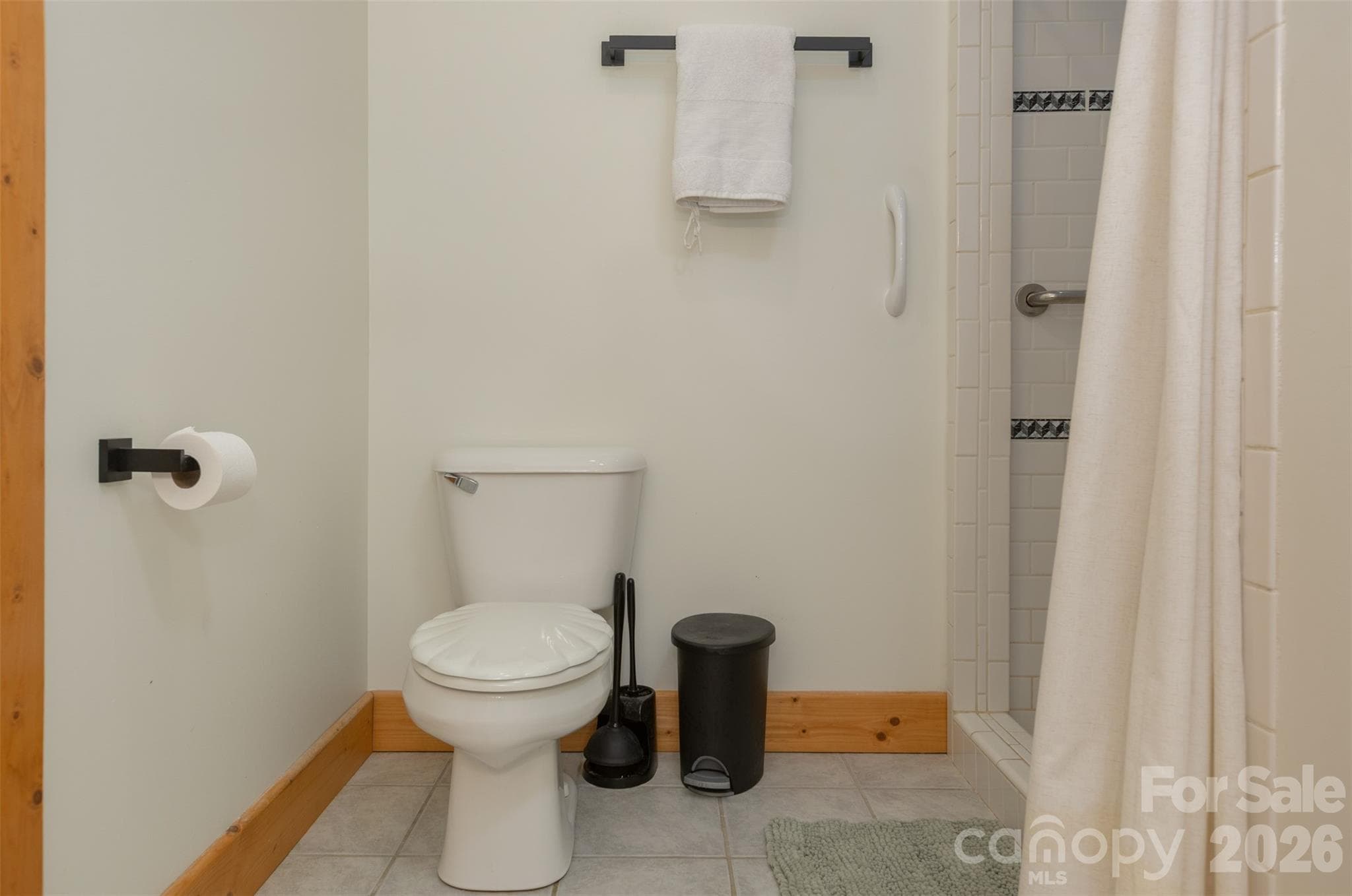 Single Family Residence at Mars Hill, photo 35 of 47