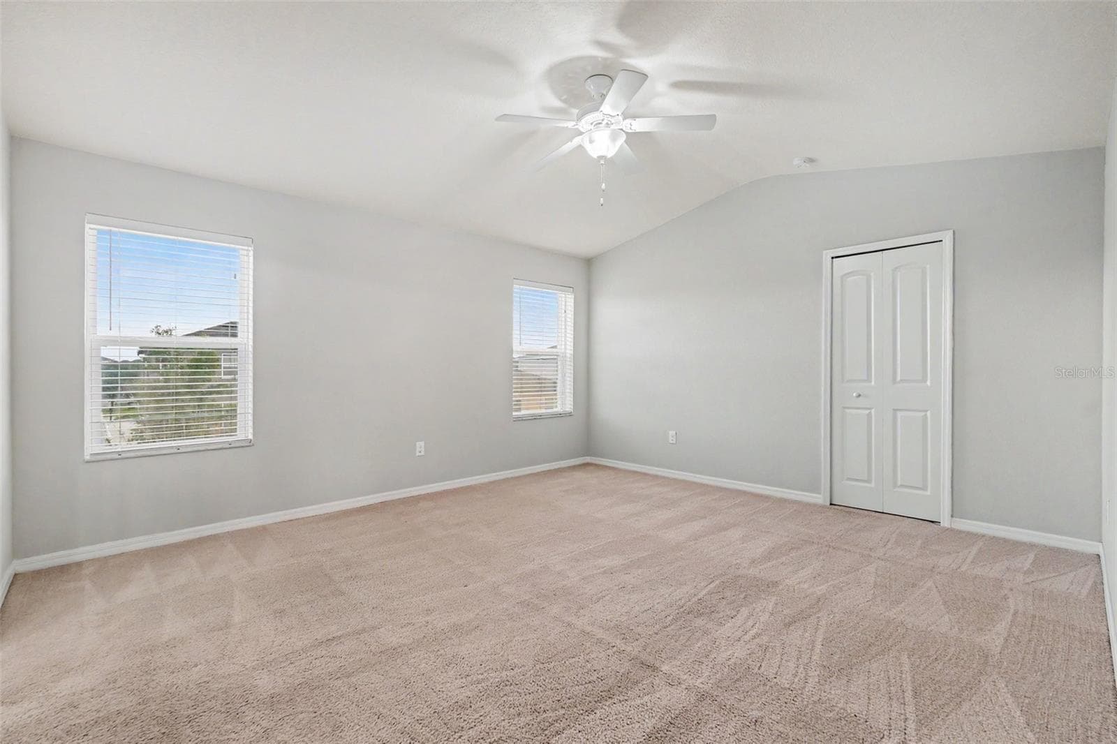 Single Family Residence at 4189 HIGH RIDGE AVE, SPRING HILL, photo 16 of 31