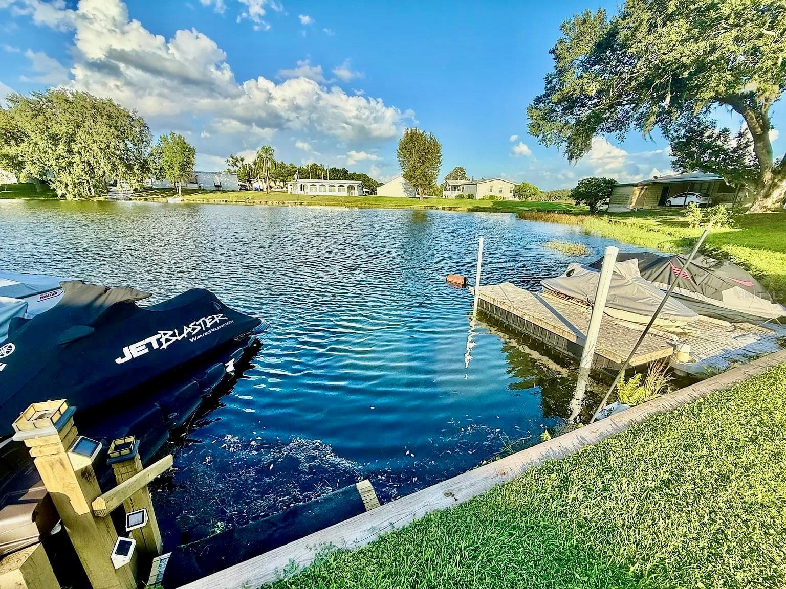 Mobile Home at 16 W PALM CIR, LAKE PLACID, photo 3 of 32