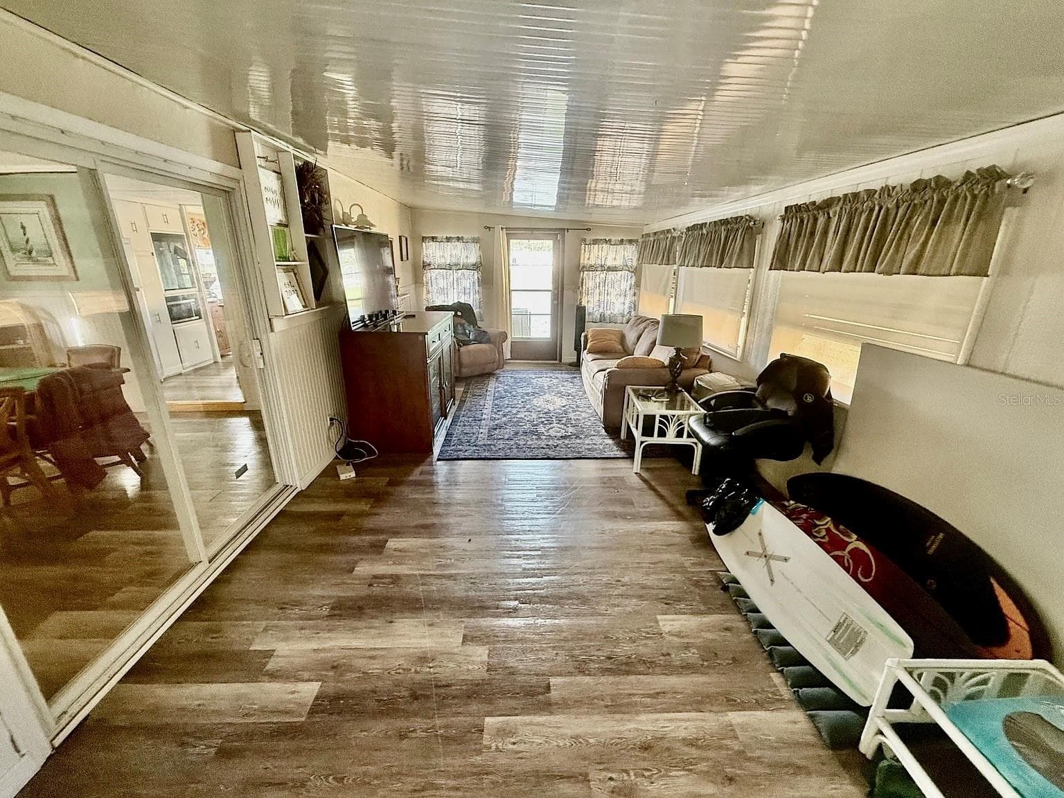 Mobile Home at 16 W PALM CIR, LAKE PLACID, photo 5 of 32
