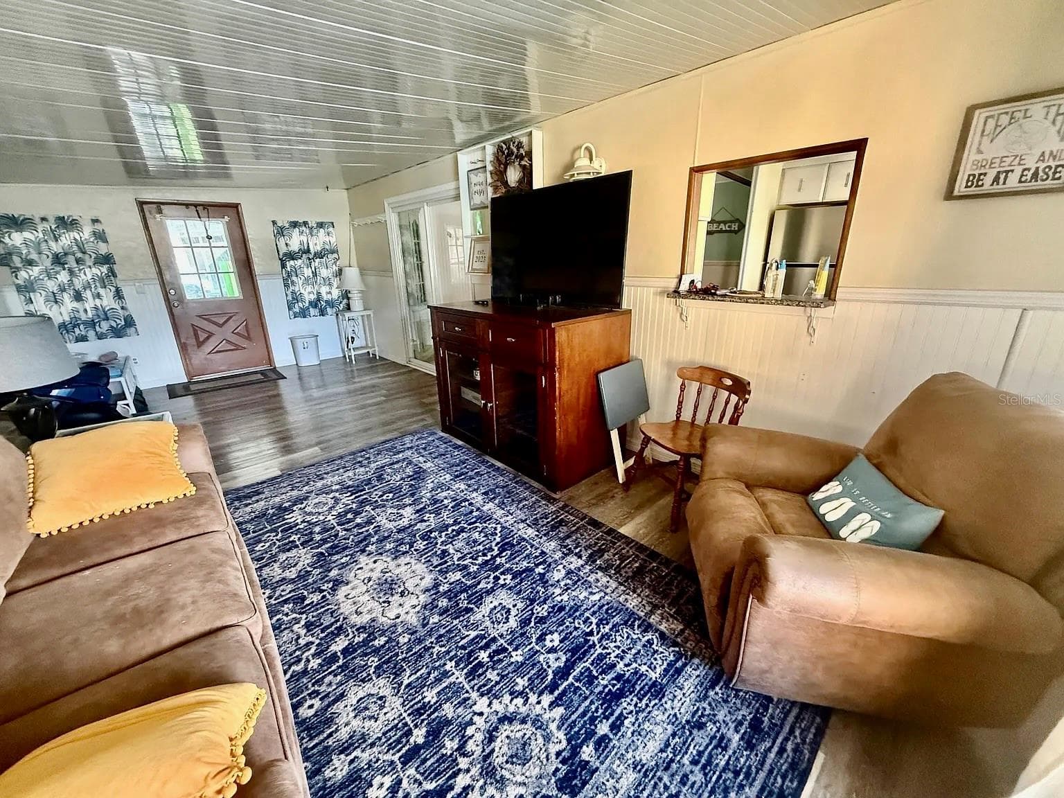 Mobile Home at 16 W PALM CIR, LAKE PLACID, photo 6 of 32
