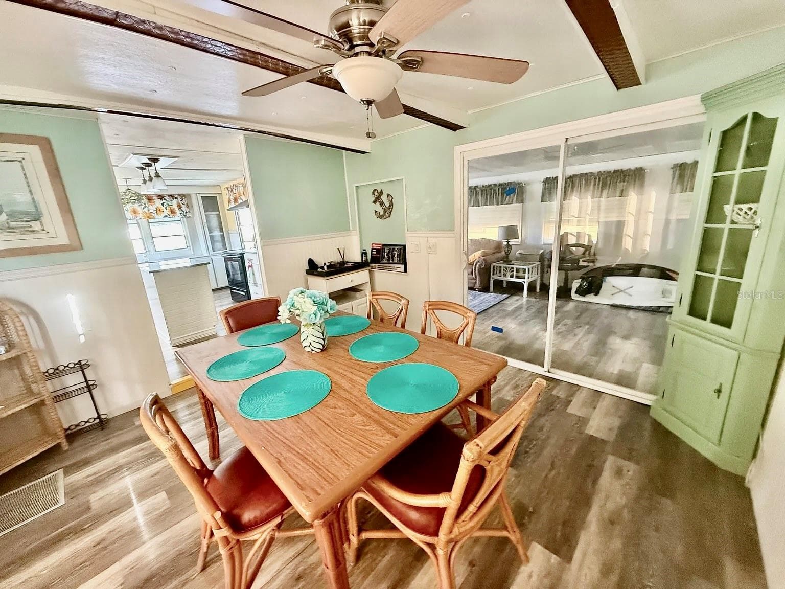 Mobile Home at 16 W PALM CIR, LAKE PLACID, photo 7 of 32