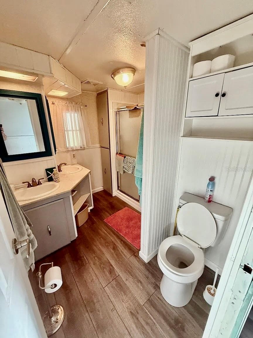 Mobile Home at 16 W PALM CIR, LAKE PLACID, photo 16 of 32