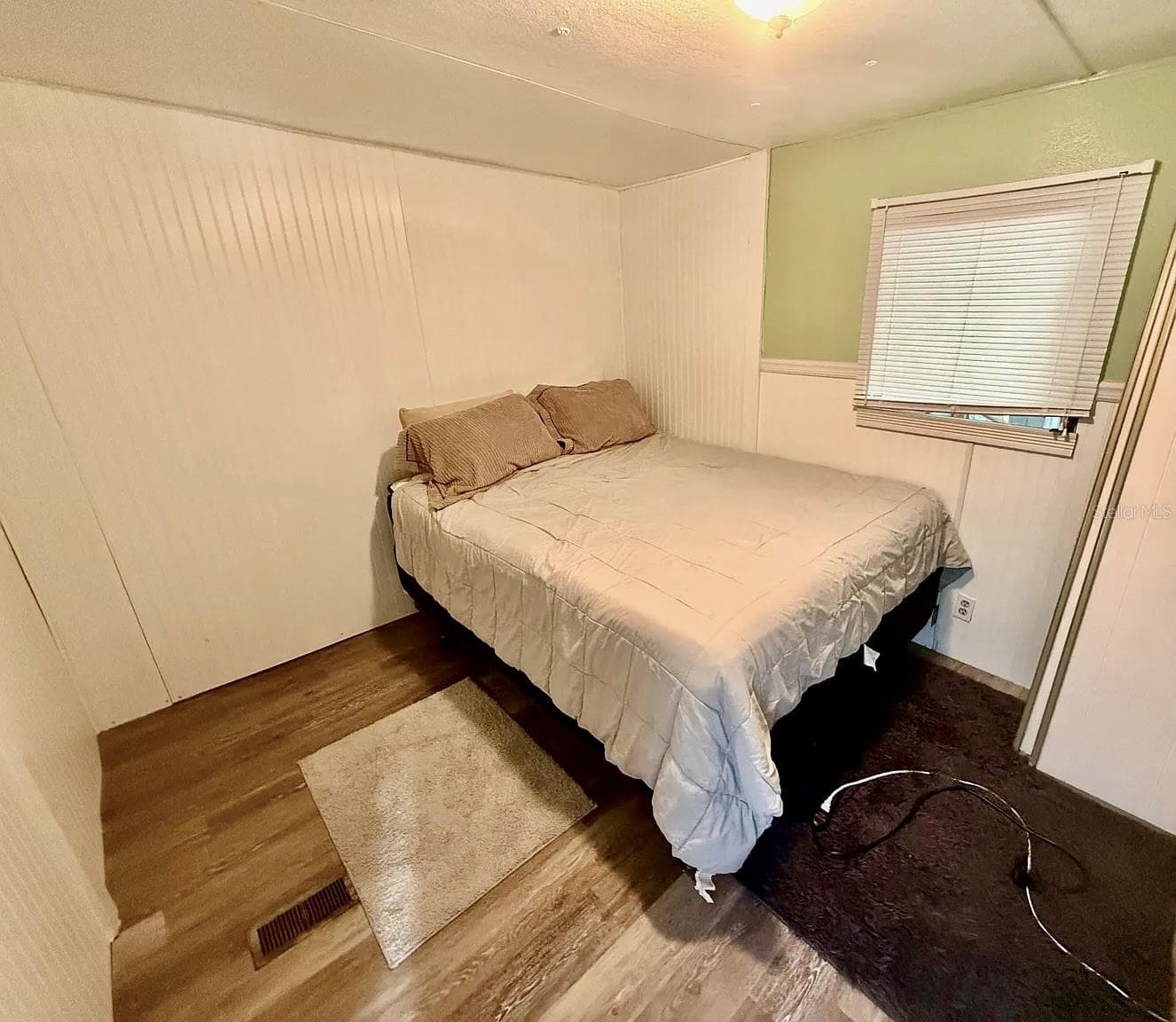Mobile Home at 16 W PALM CIR, LAKE PLACID, photo 17 of 32