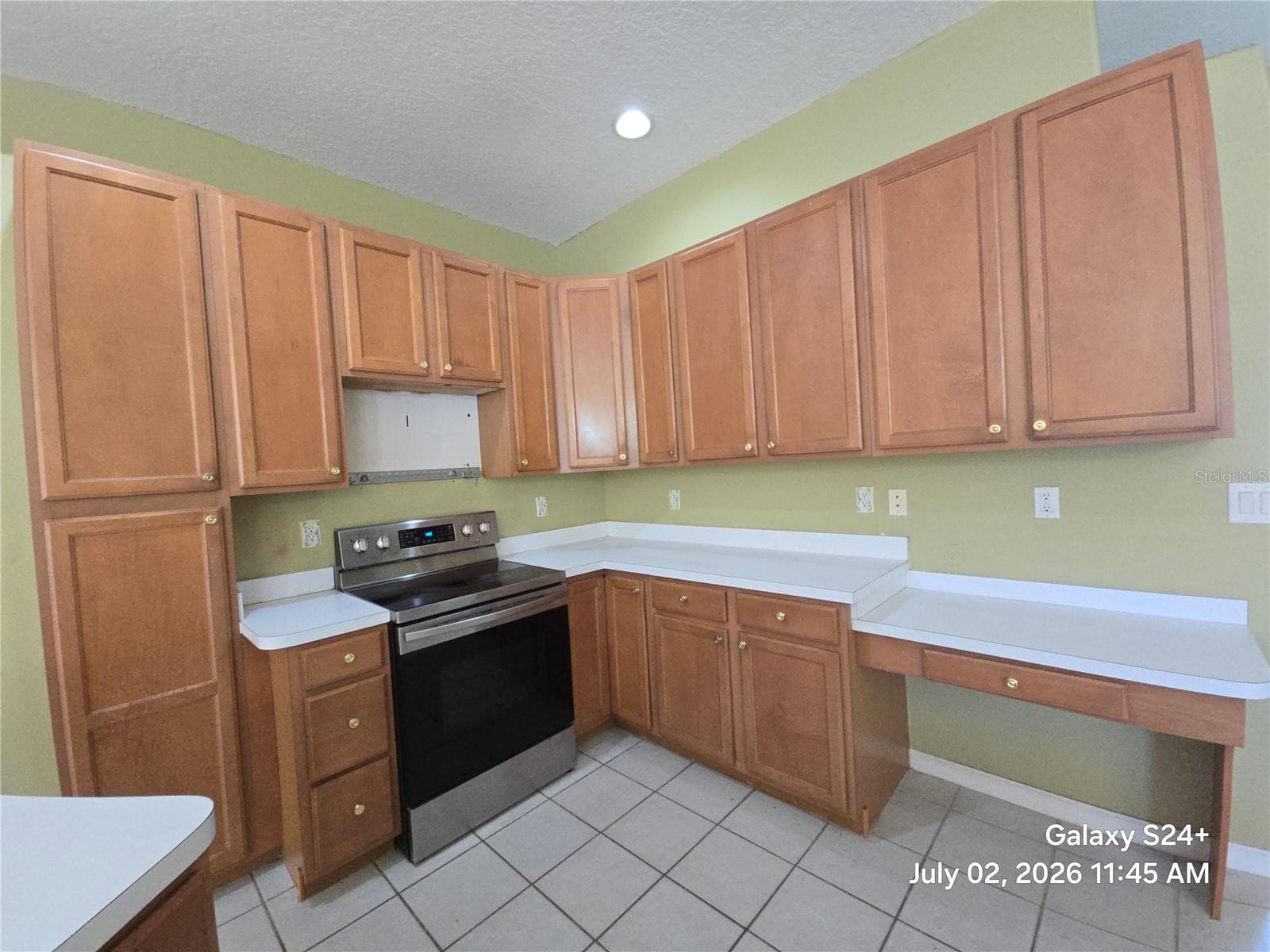 Kitchen - 4106 BALINGTON DR, VALRICO