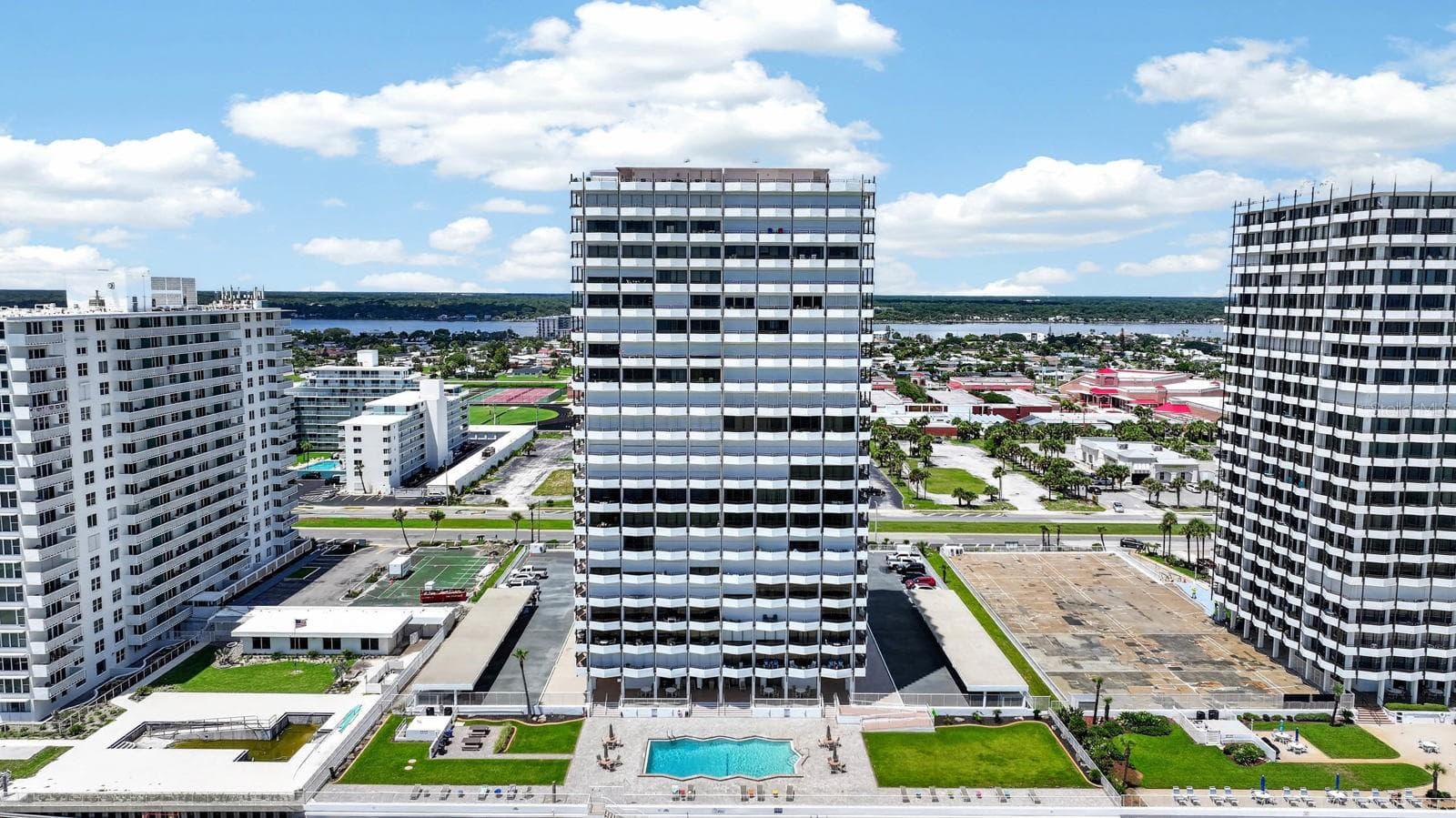 Condominium at 2828 N ATLANTIC AVE #1505, DAYTONA BEACH, photo 45 of 58