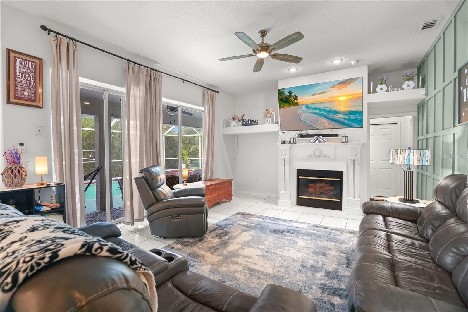 Living room sliders that pocket all the way back! - 2117 LARKSPUR CT, TRINITY
