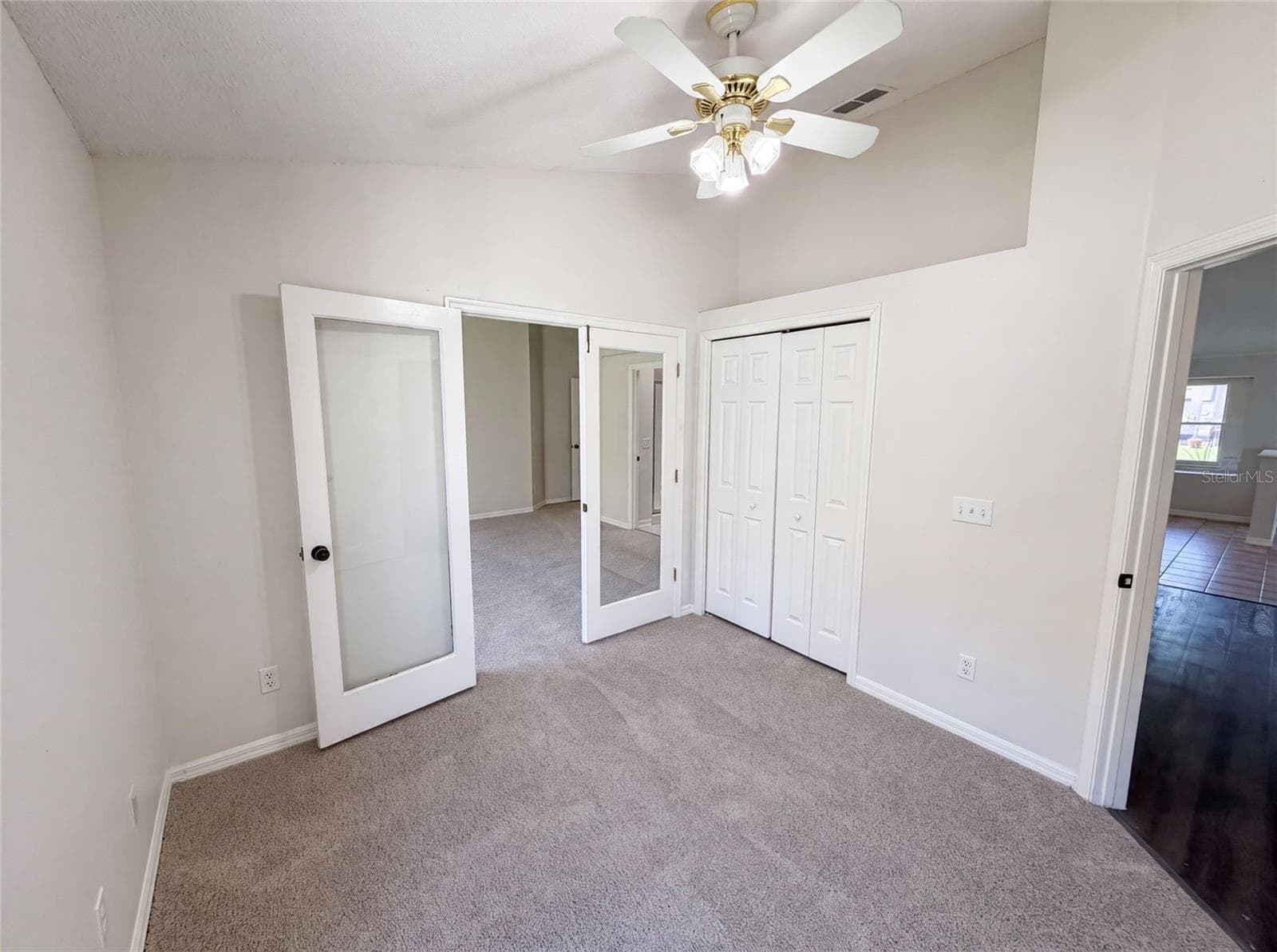 Single Family Residence at 701 MAGNOLIA CREEK CIR, ORLANDO, photo 17 of 33
