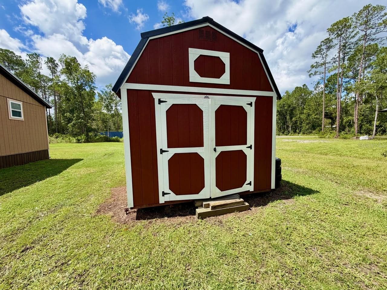 Large Shed for Storage - 5171 MAHOGANY BLVD, BUNNELL