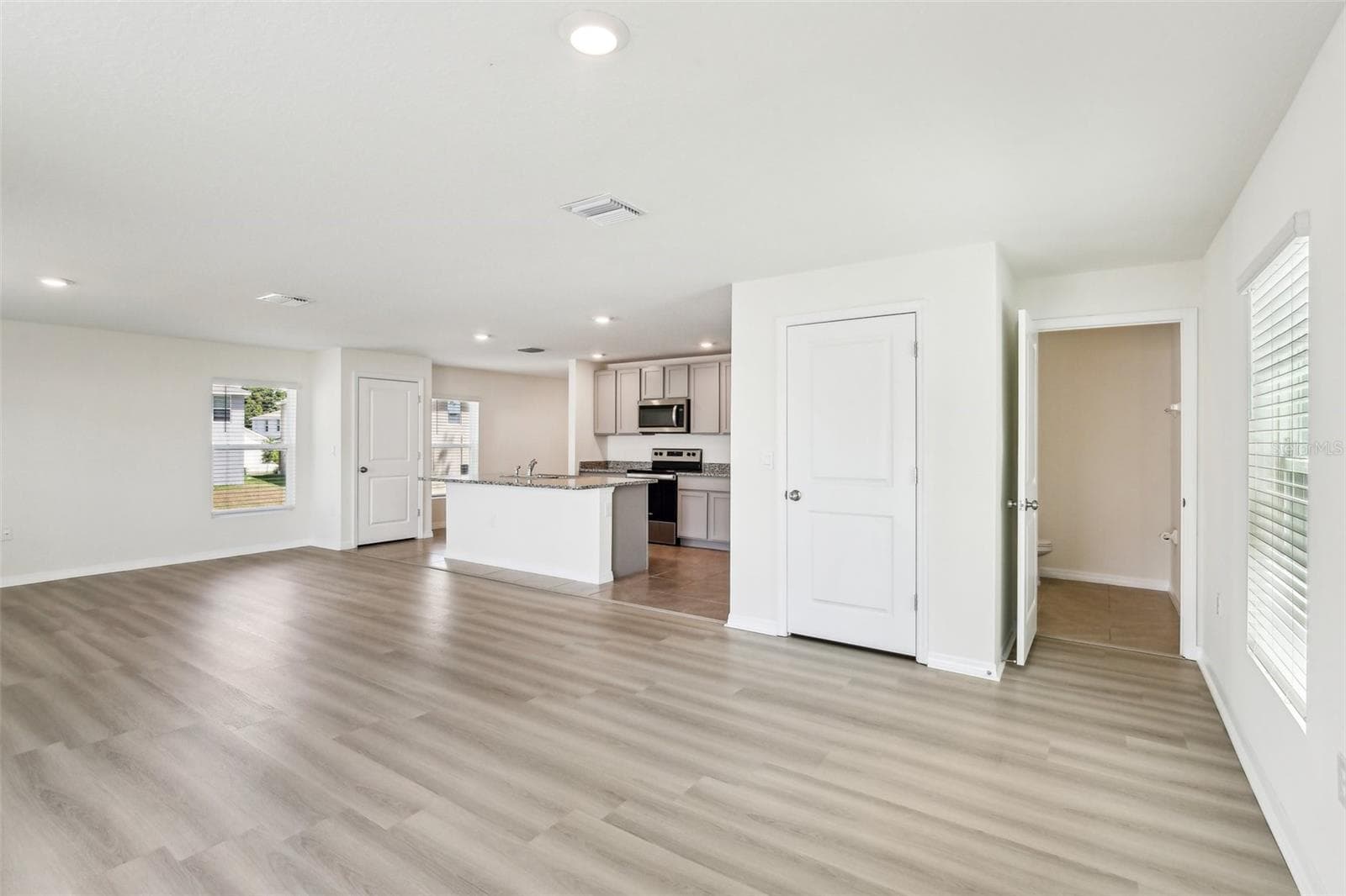 Single Family Residence at 36557 NIGHT STRAWBERRY CT, DADE CITY, photo 7 of 59