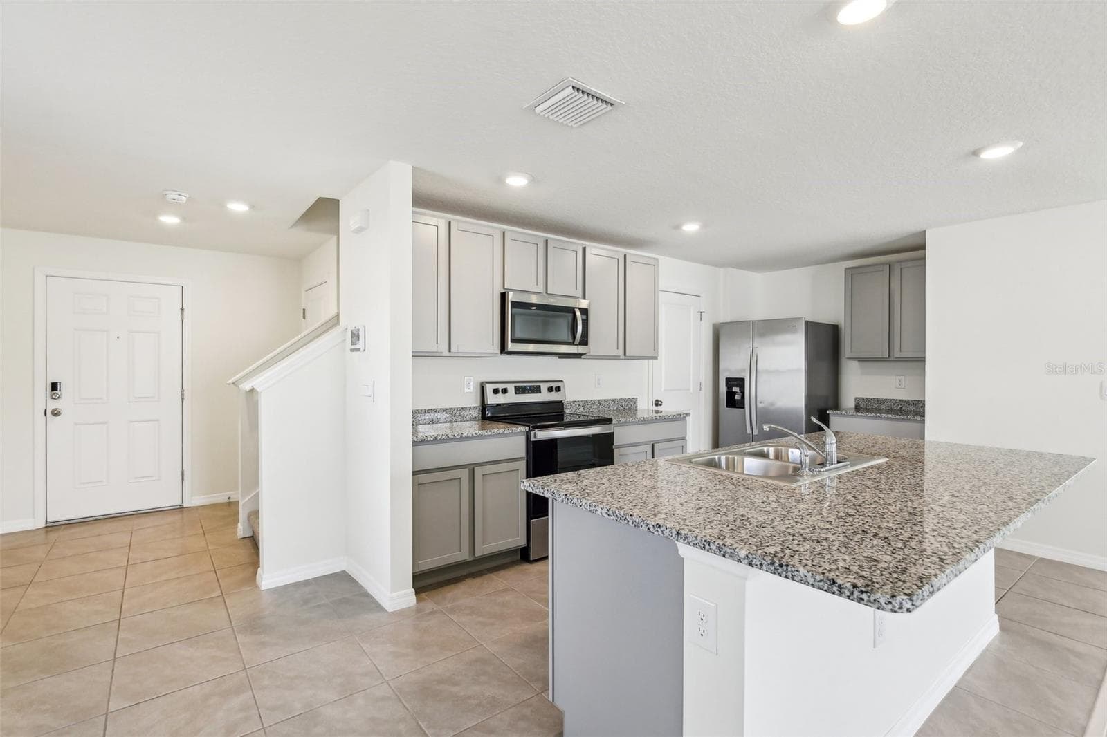 Single Family Residence at 36557 NIGHT STRAWBERRY CT, DADE CITY, photo 11 of 59