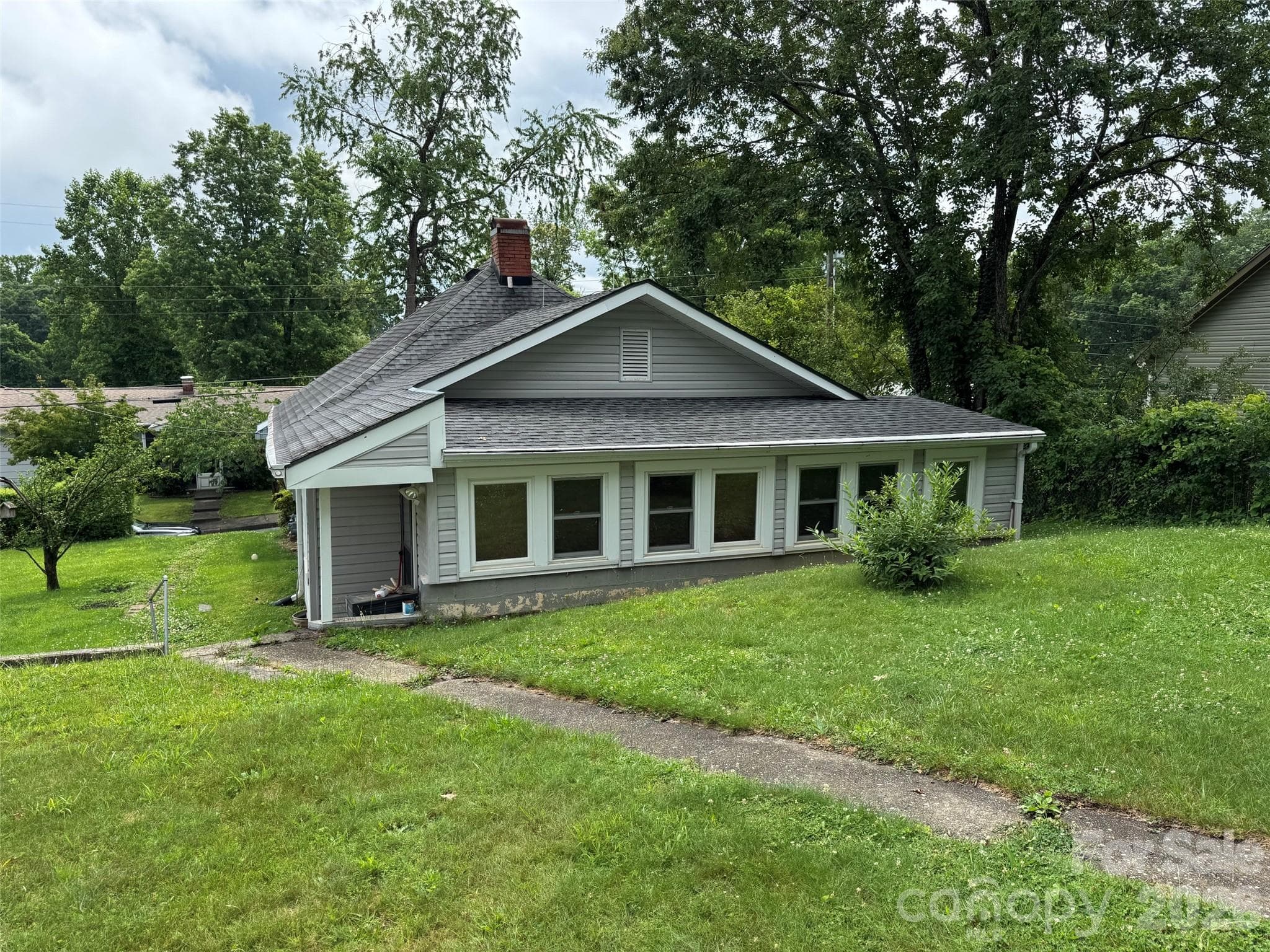 Rear of 831 N Oak - Hendersonville
