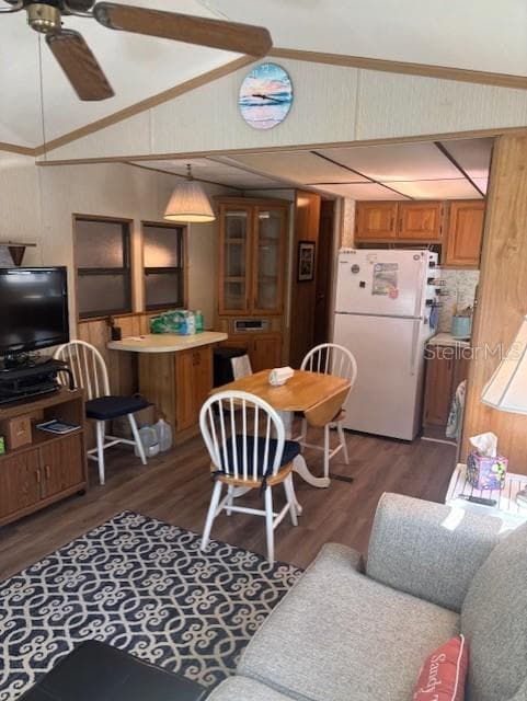 Manufactured Home at 9000 US HWY 192 #381, CLERMONT, photo 3 of 12