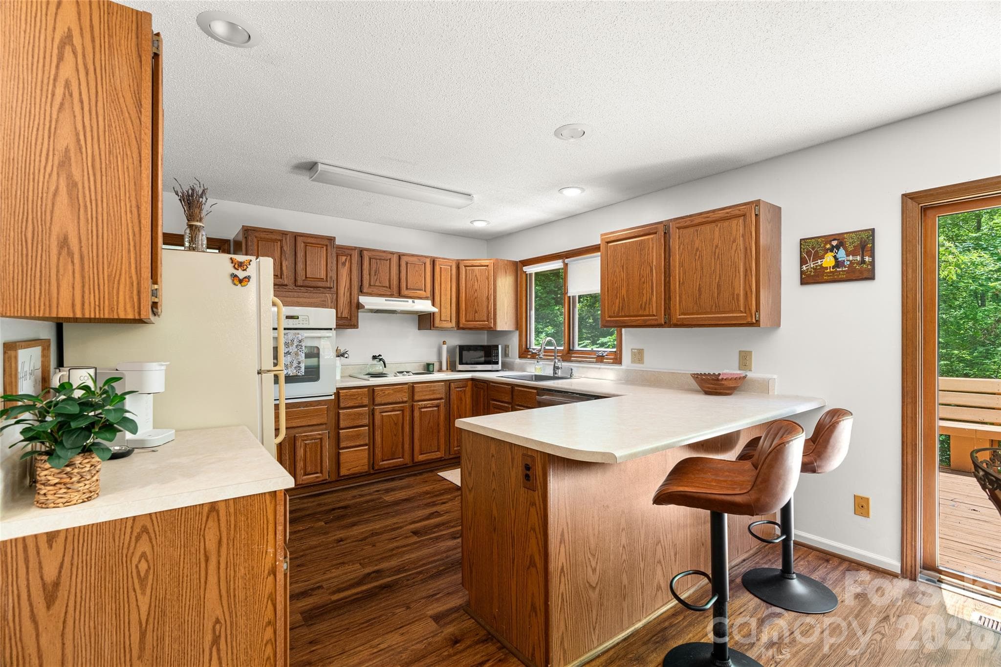 Single Family Residence at 340 Sugar Hollow Road, Fairview, photo 16 of 48