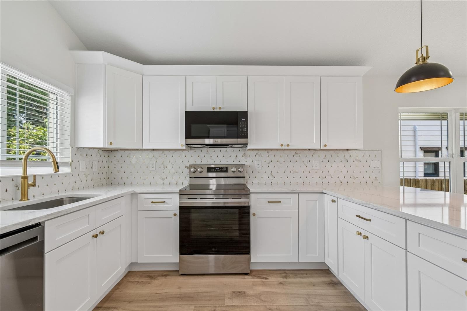 Single Family Residence at 2301 HIGHLAND ST S, ST PETERSBURG, photo 12 of 35