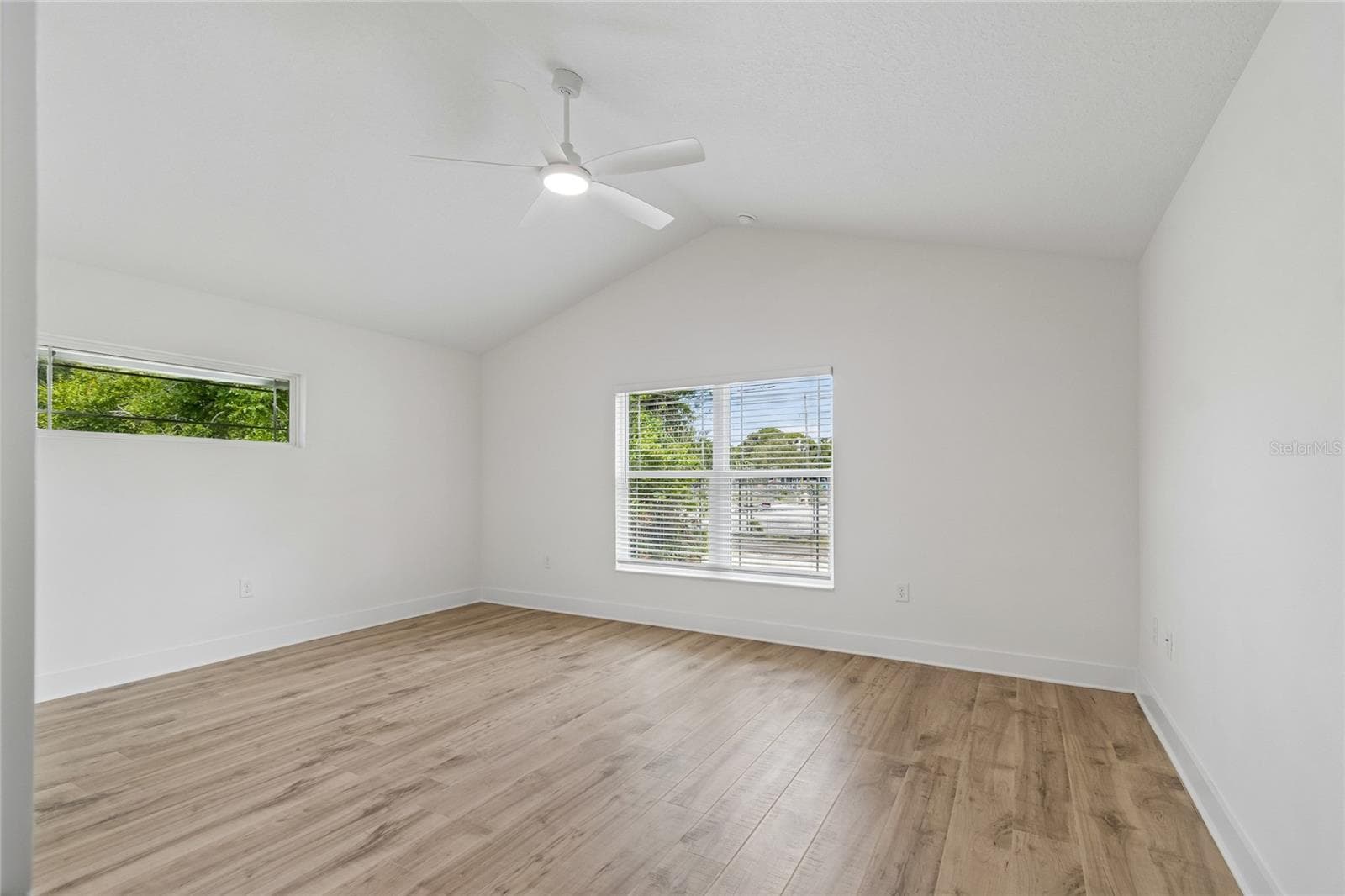 Single Family Residence at 2301 HIGHLAND ST S, ST PETERSBURG, photo 15 of 35