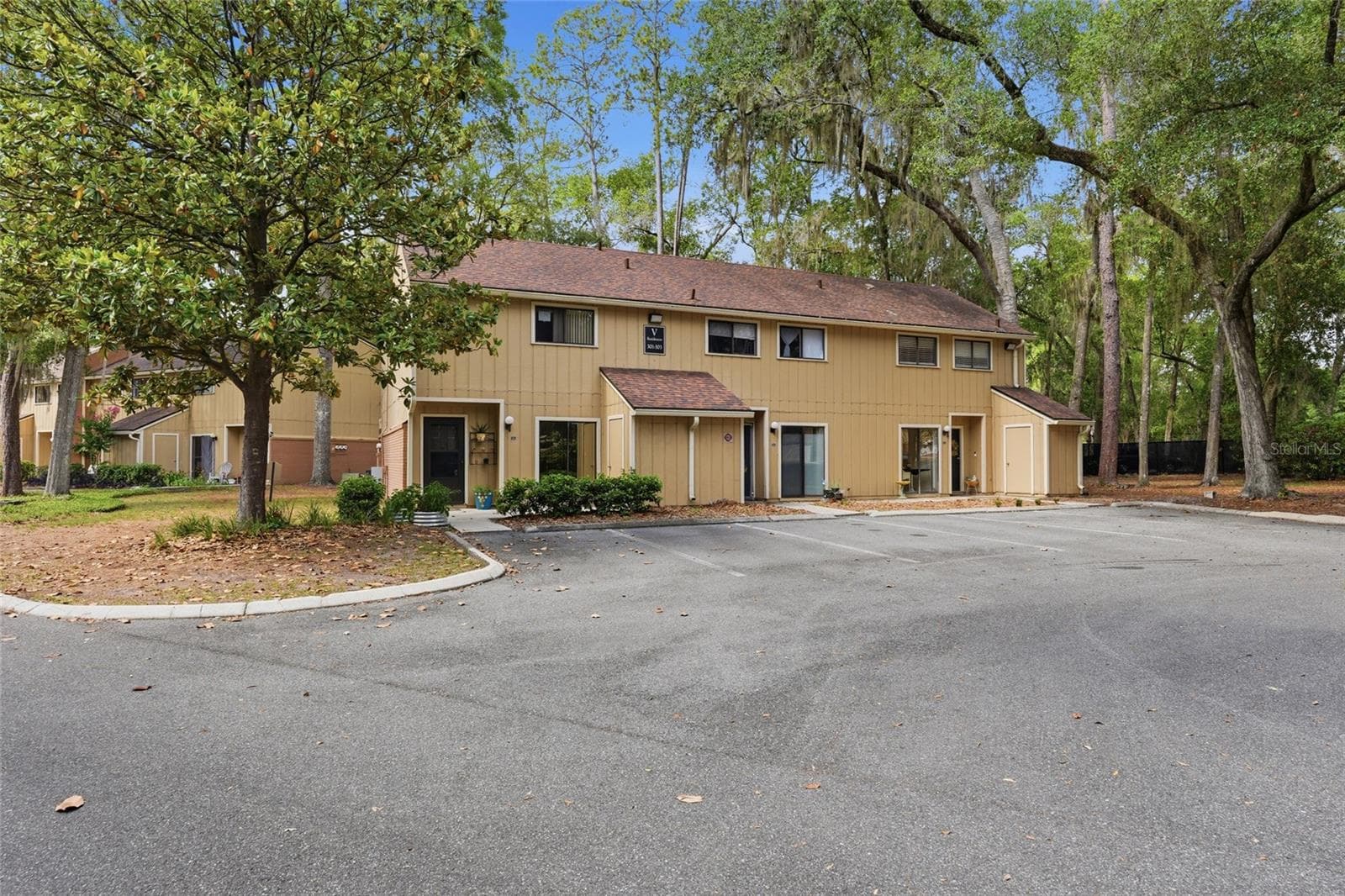 507 NW 39TH RD #301